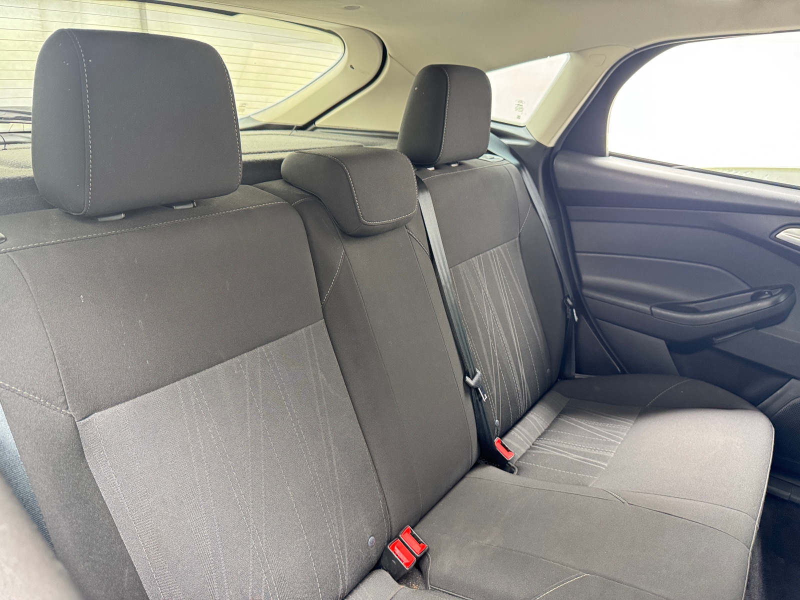 Thumbnail: 2017 Ford Focus - 6