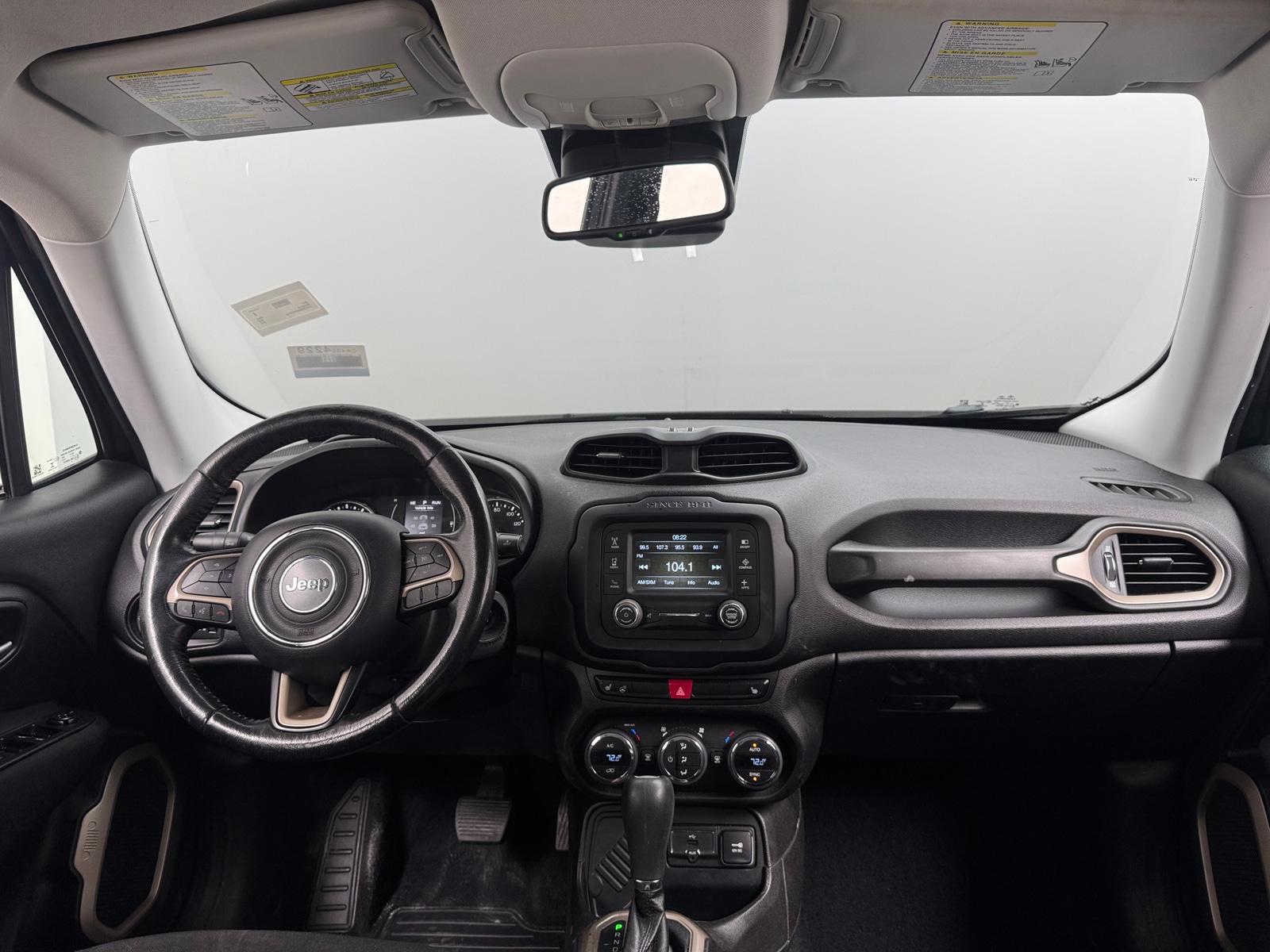 Thumbnail: 2017 Jeep Renegade - 3