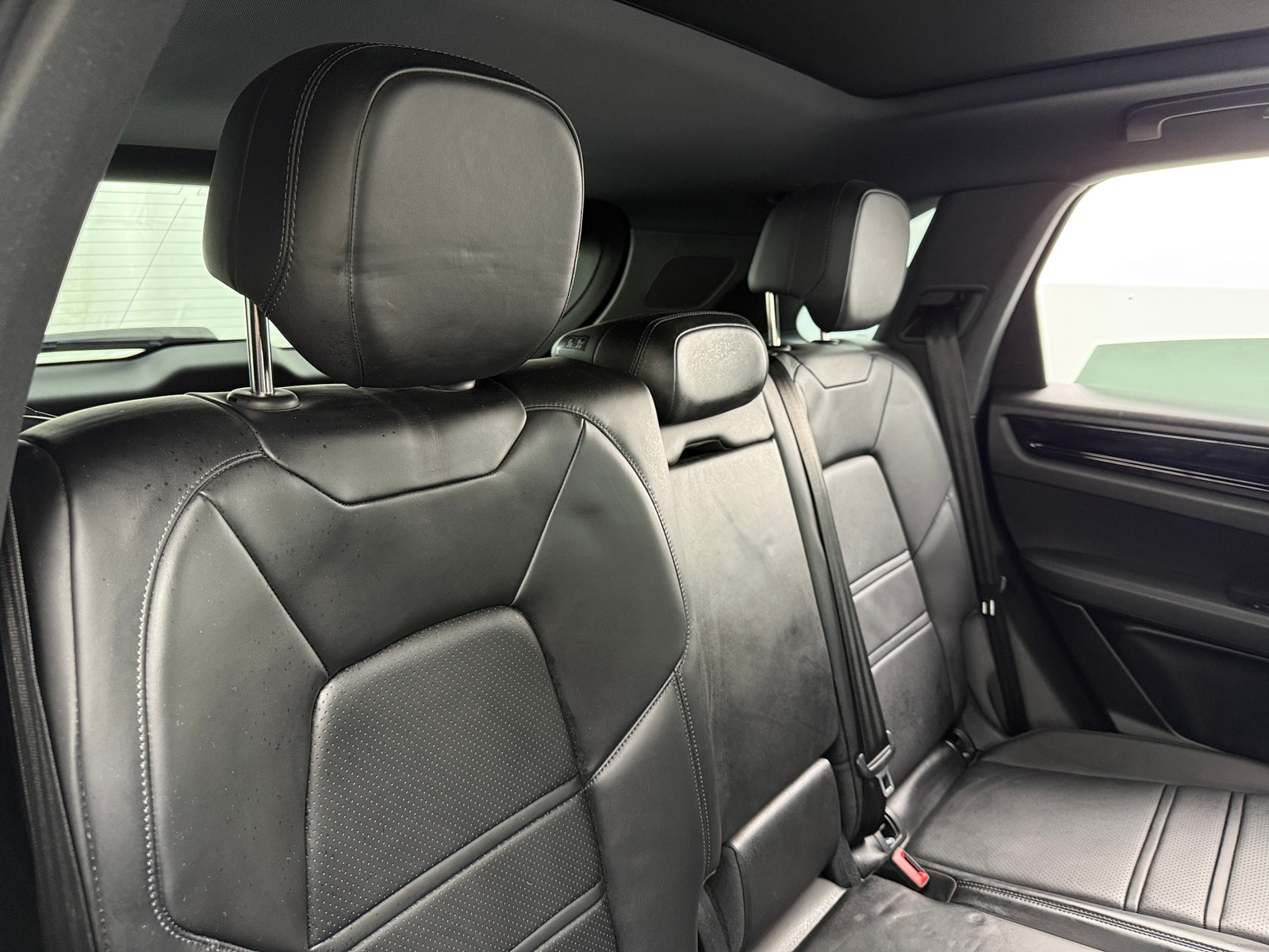 Thumbnail: 2022 Porsche Cayenne - 5