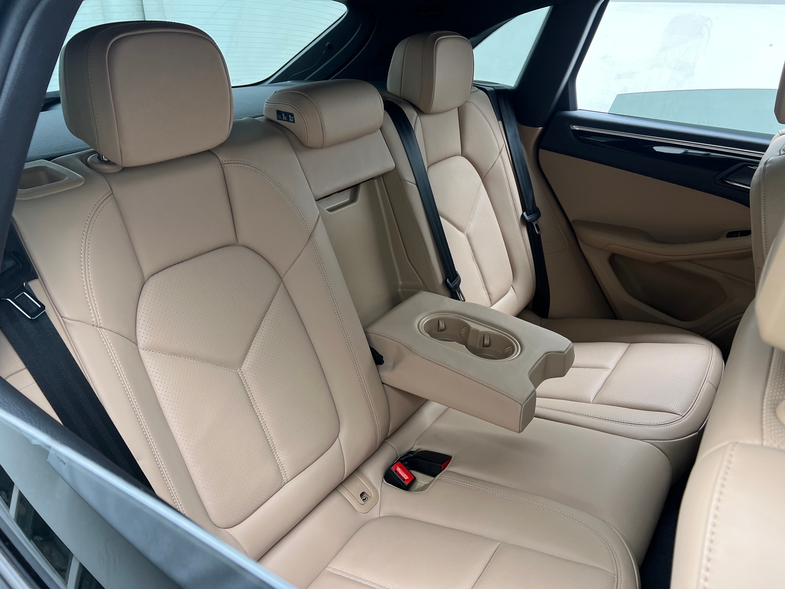 Thumbnail: 2023 Porsche Macan - 5