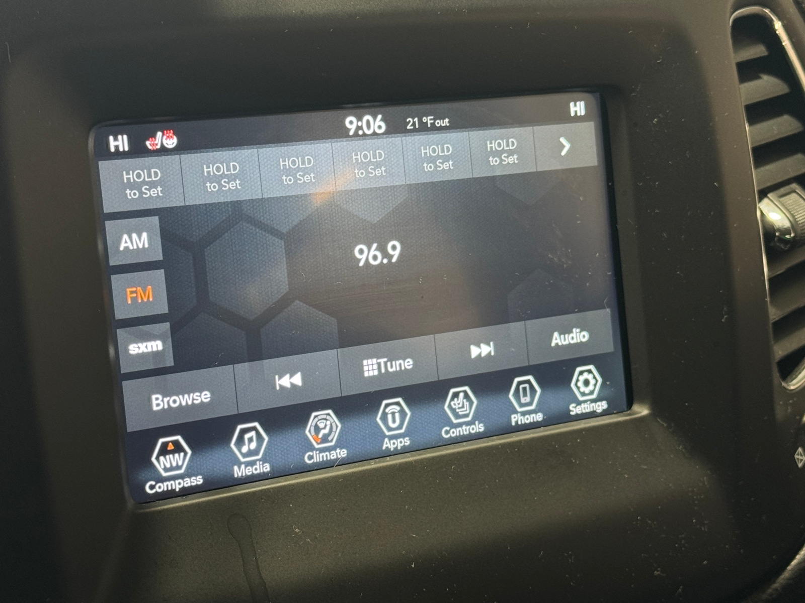 Thumbnail: 2019 Jeep Compass - 4