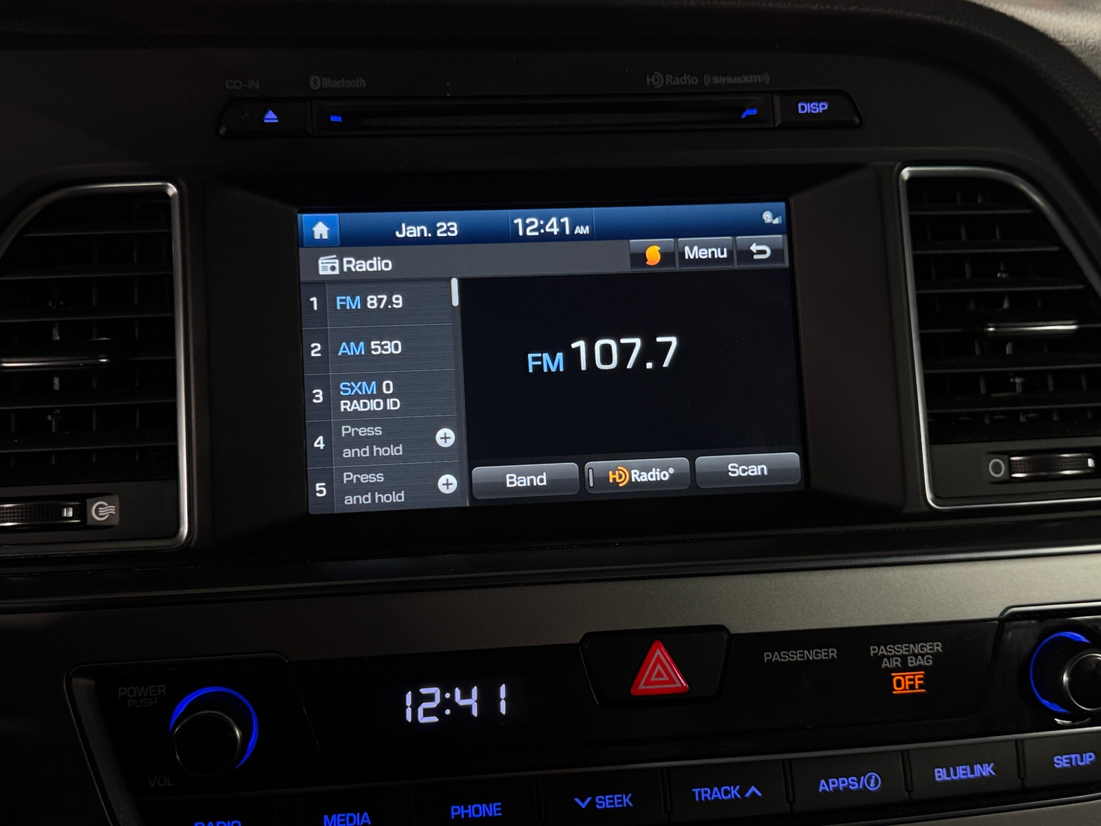 Thumbnail: 2016 Hyundai Sonata - 4