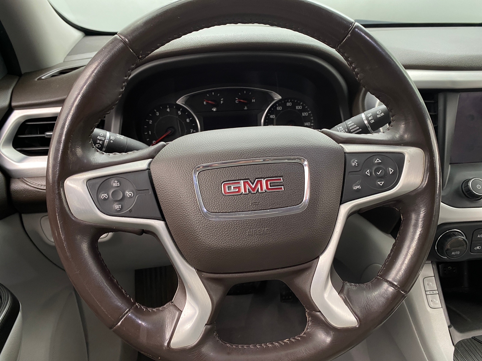 Thumbnail: 2019 GMC Acadia - 4