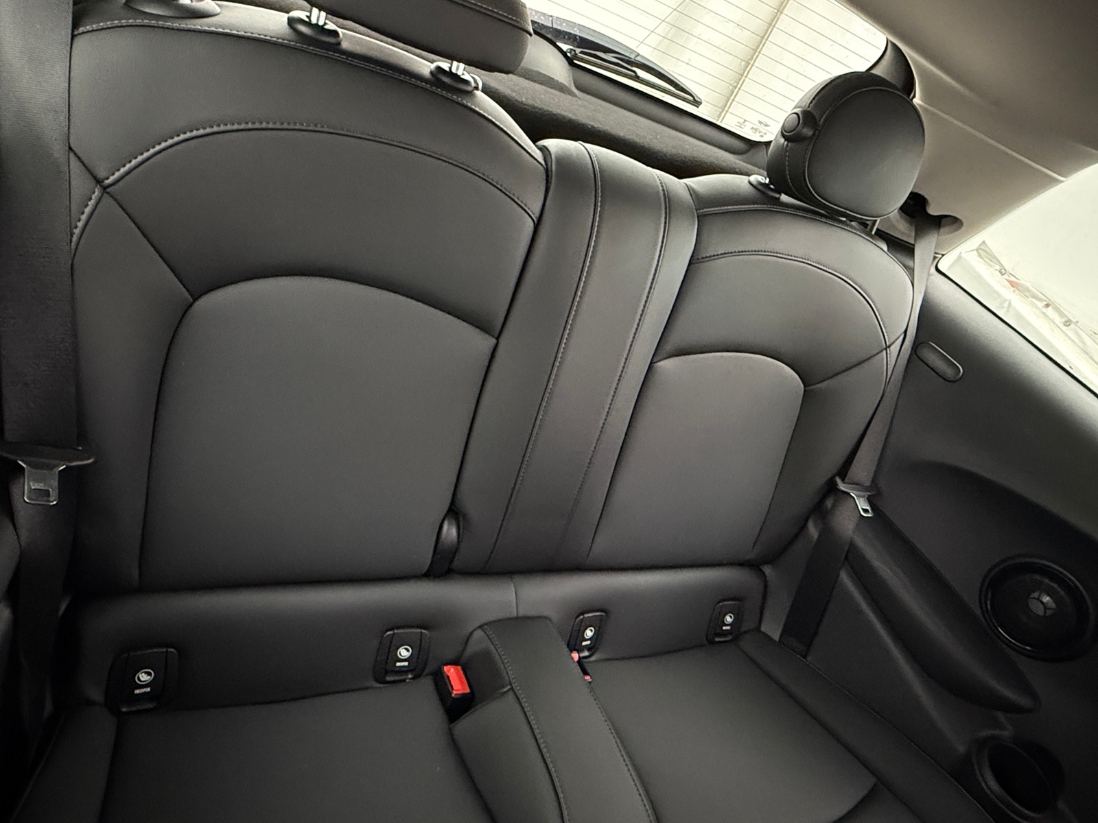 Thumbnail: 2019 MINI Cooper Hardtop - 5