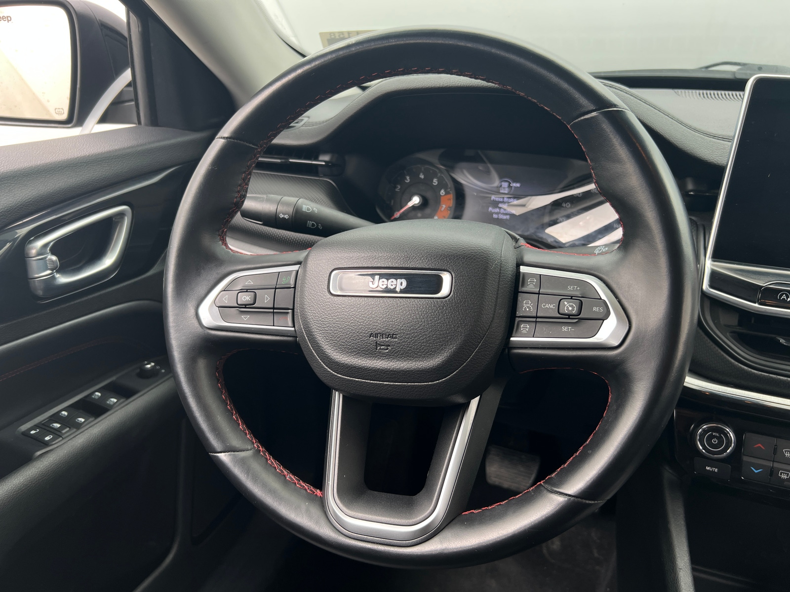 Thumbnail: 2022 Jeep Compass - 4