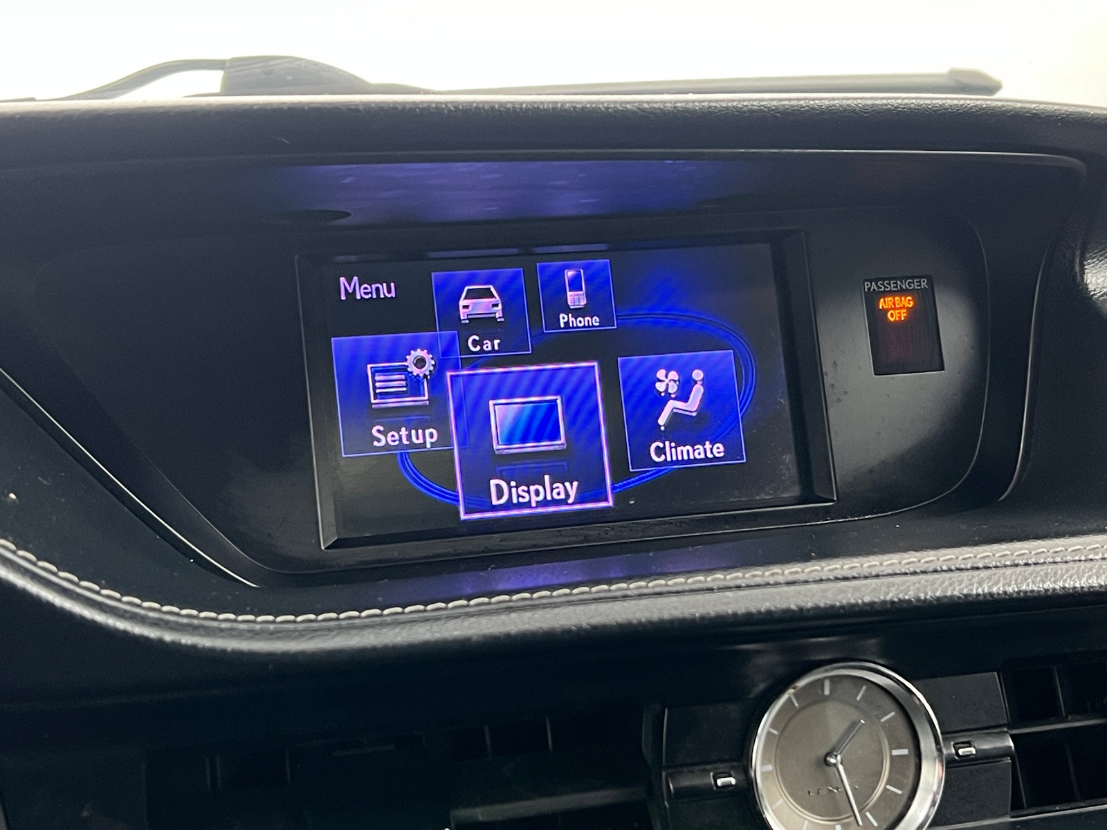 Thumbnail: 2014 Lexus ES - 3