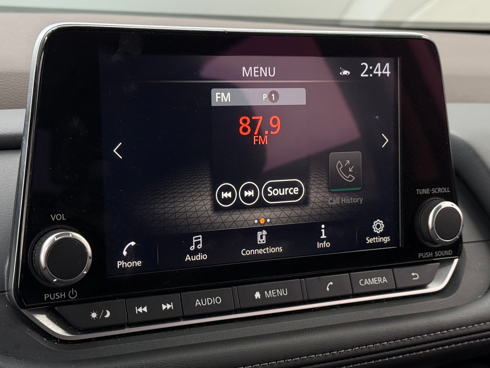 Thumbnail: 2023 Nissan Rogue - 4