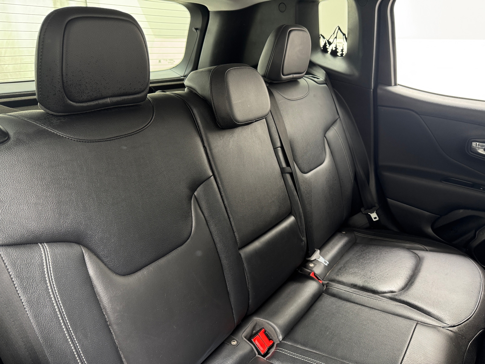 Thumbnail: 2018 Jeep Renegade - 5