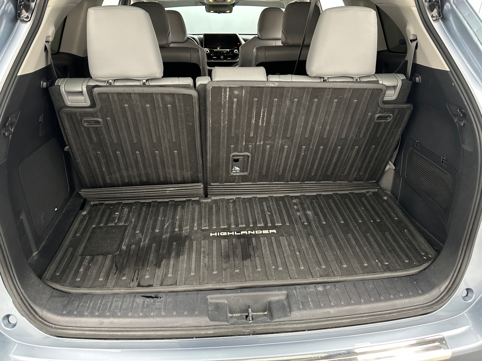 Thumbnail: 2021 Toyota Highlander - 6