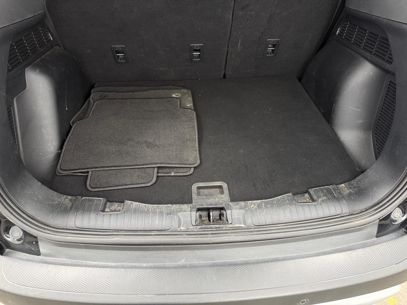 Thumbnail: 2025 Ford Escape - 7