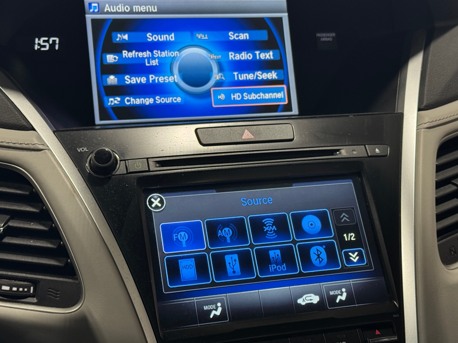 Thumbnail: 2018 Acura RLX - 3