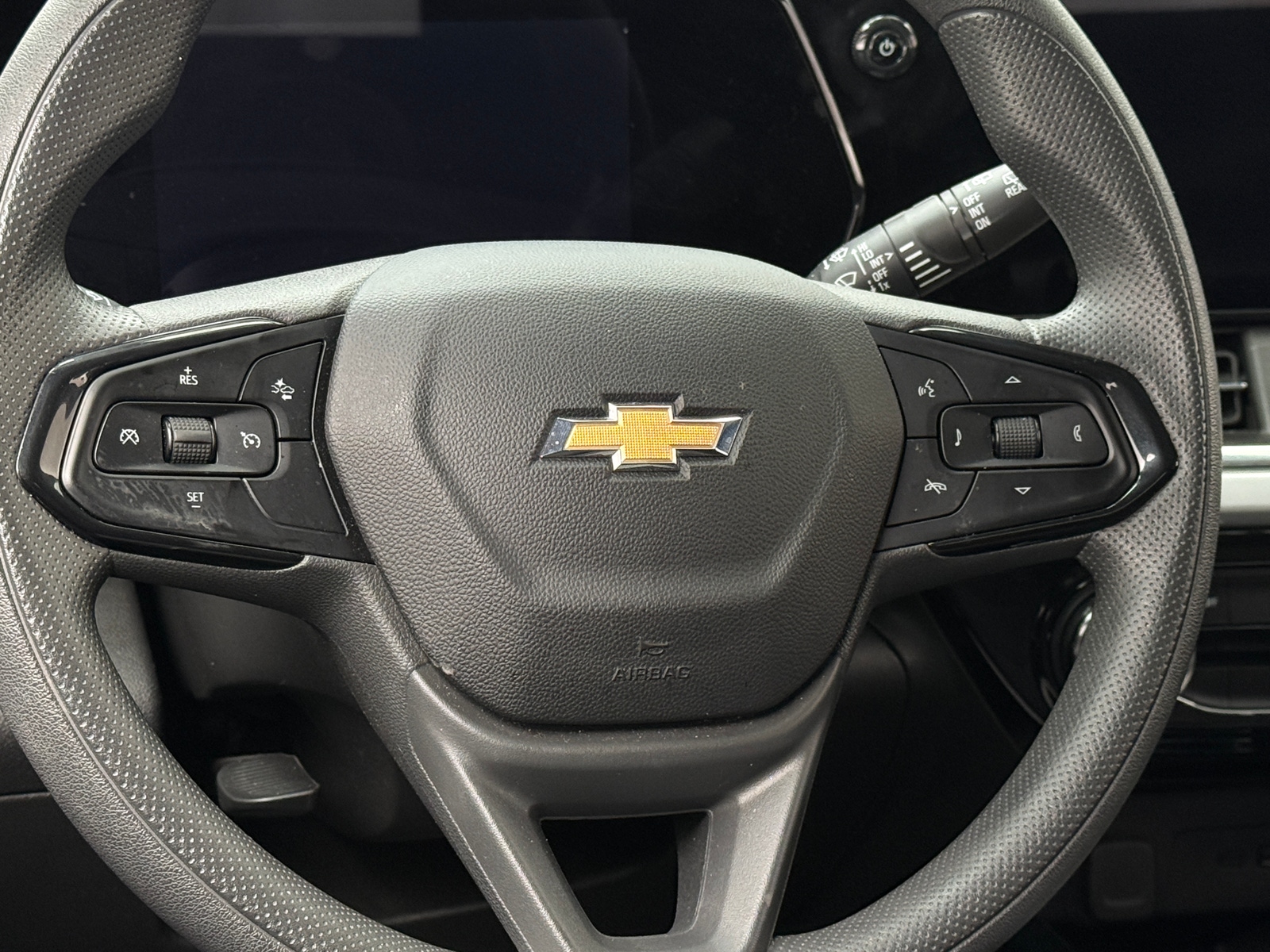 Thumbnail: 2025 Chevrolet Trax - 5