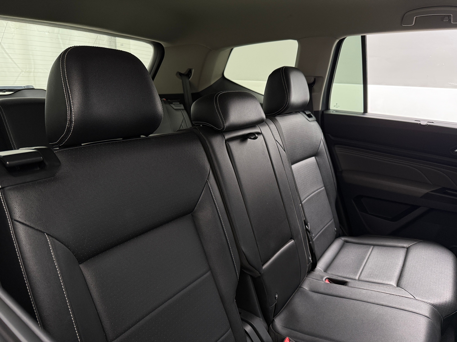 Thumbnail: 2021 Volkswagen Atlas - 5