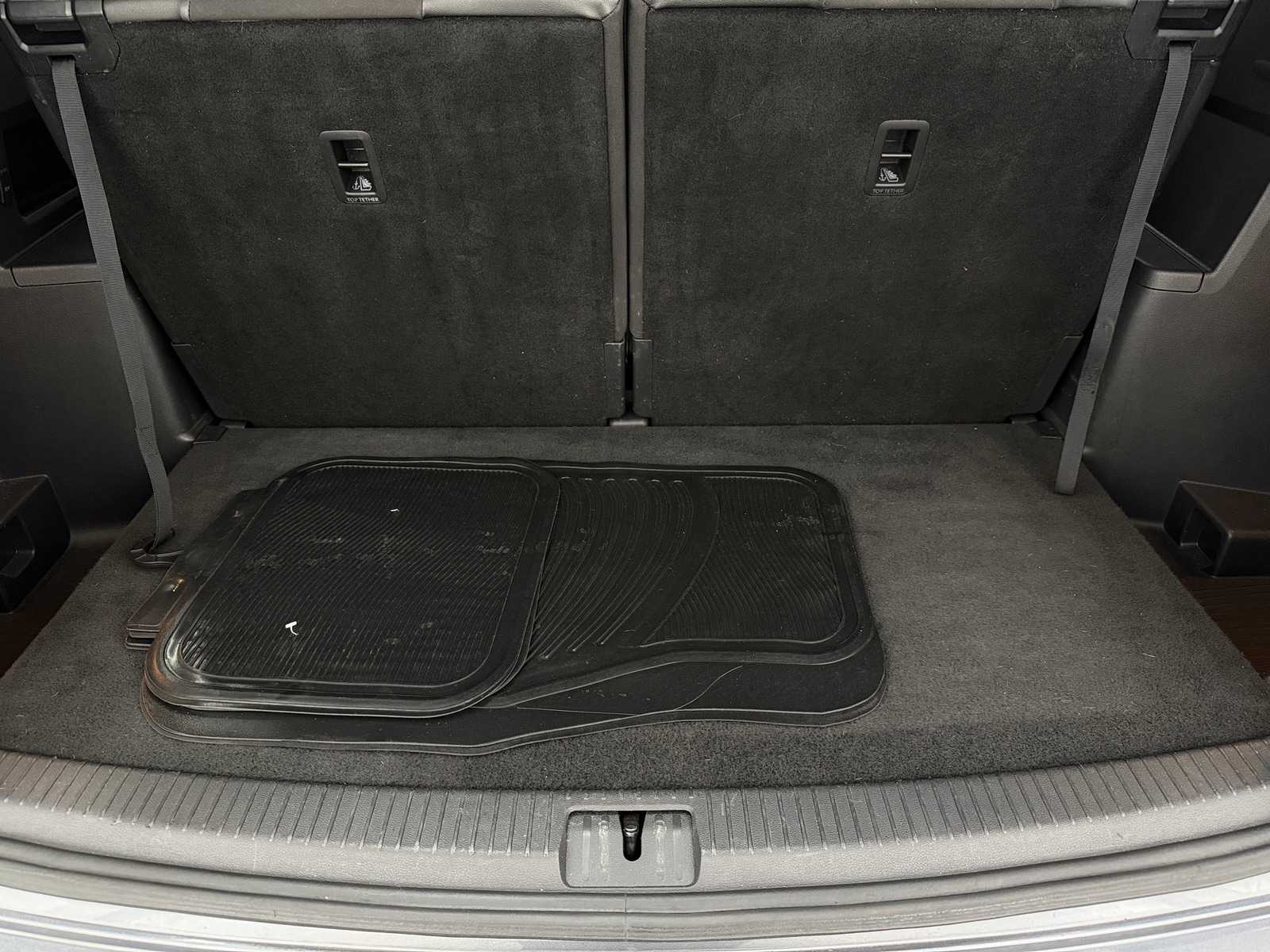 Thumbnail: 2021 Volkswagen Atlas - 6