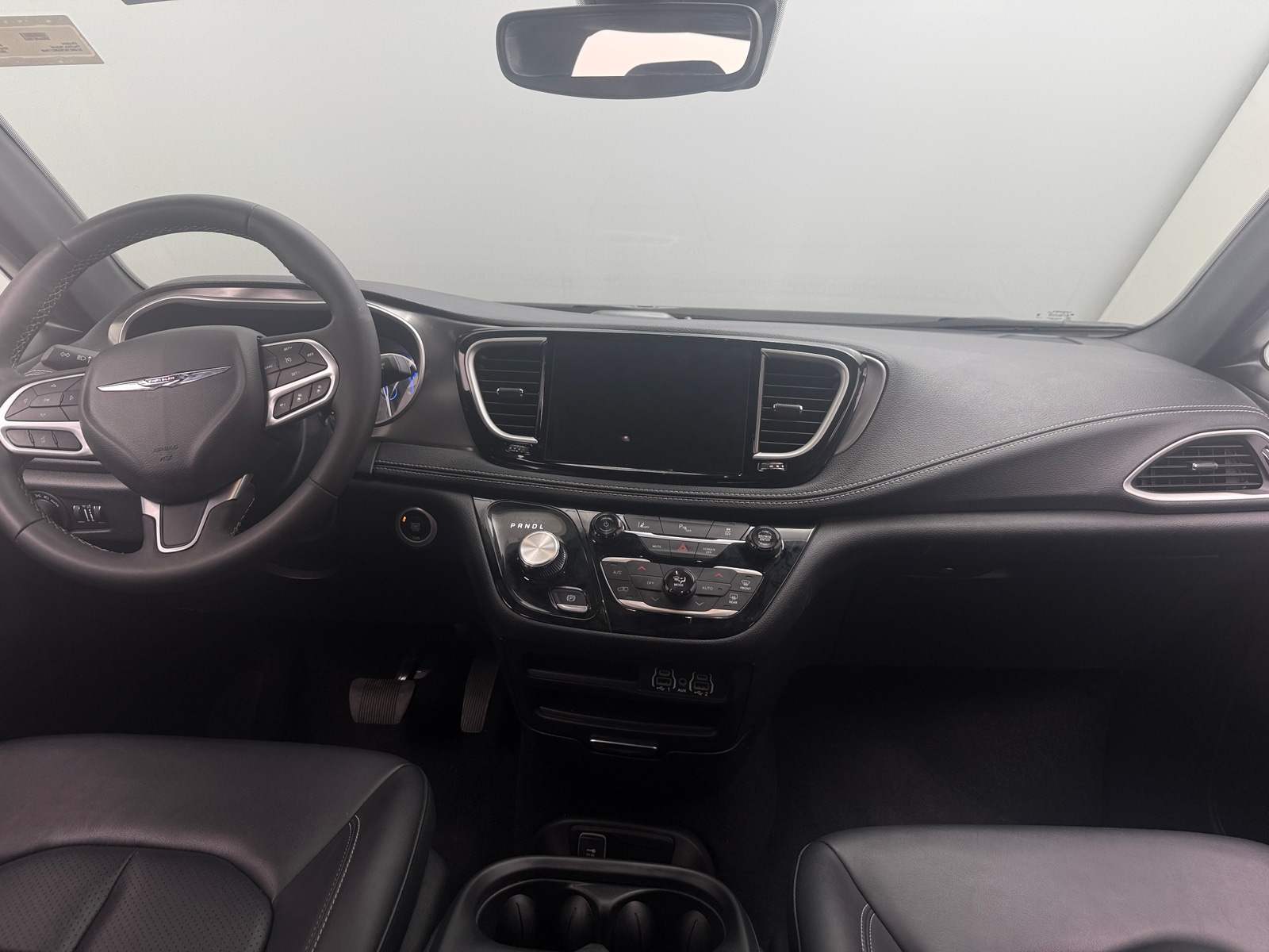 Thumbnail: 2025 Chrysler Pacifica - 2