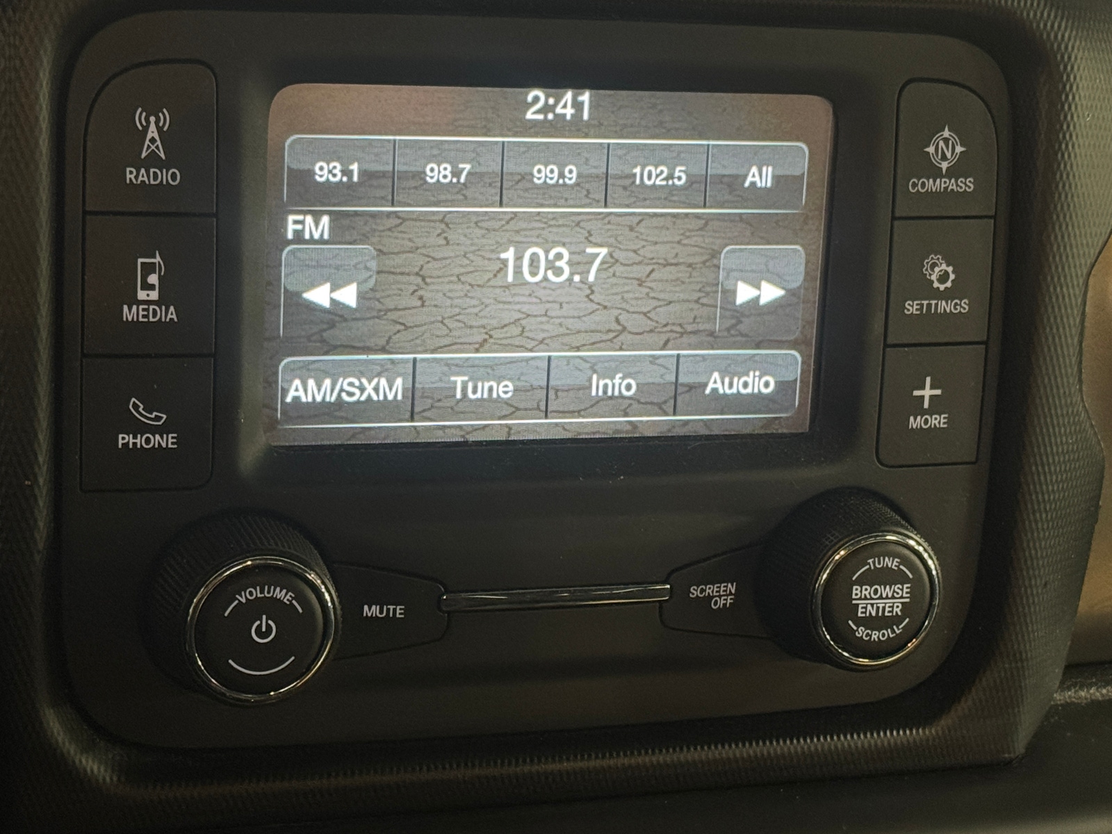 Thumbnail: 2019 Jeep Wrangler - 4