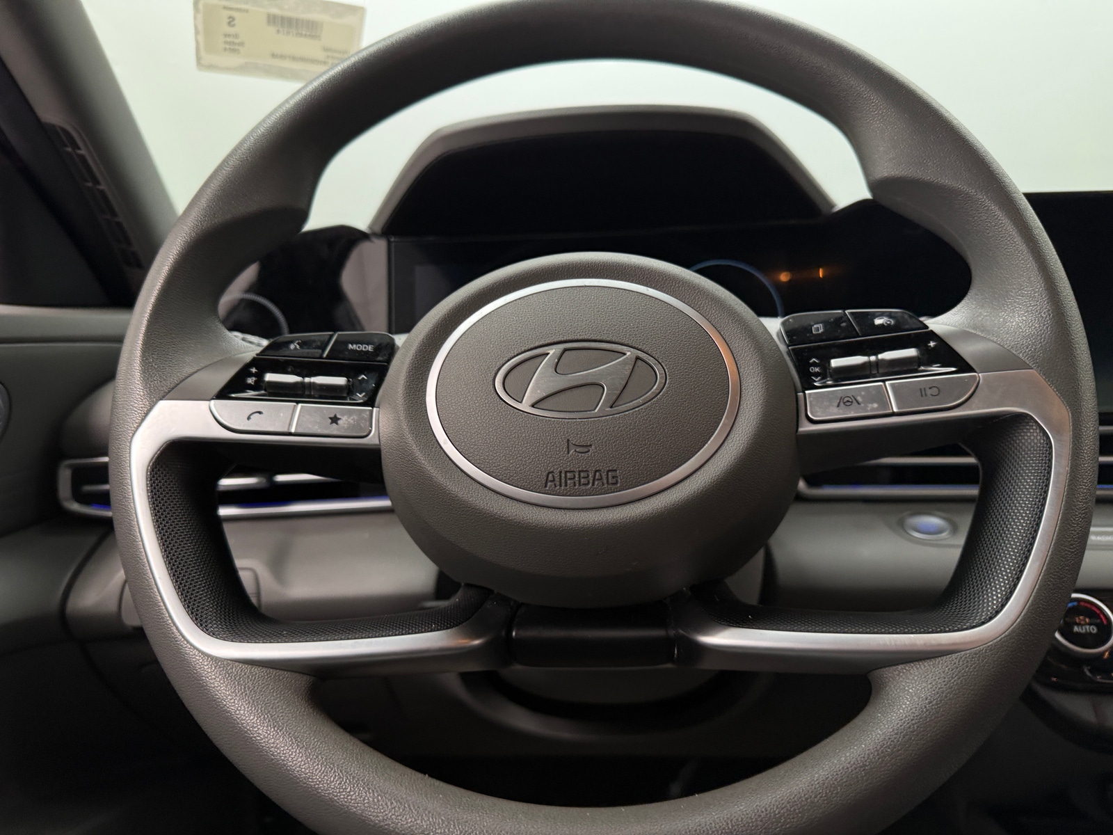 Thumbnail: 2024 Hyundai Elantra - 5