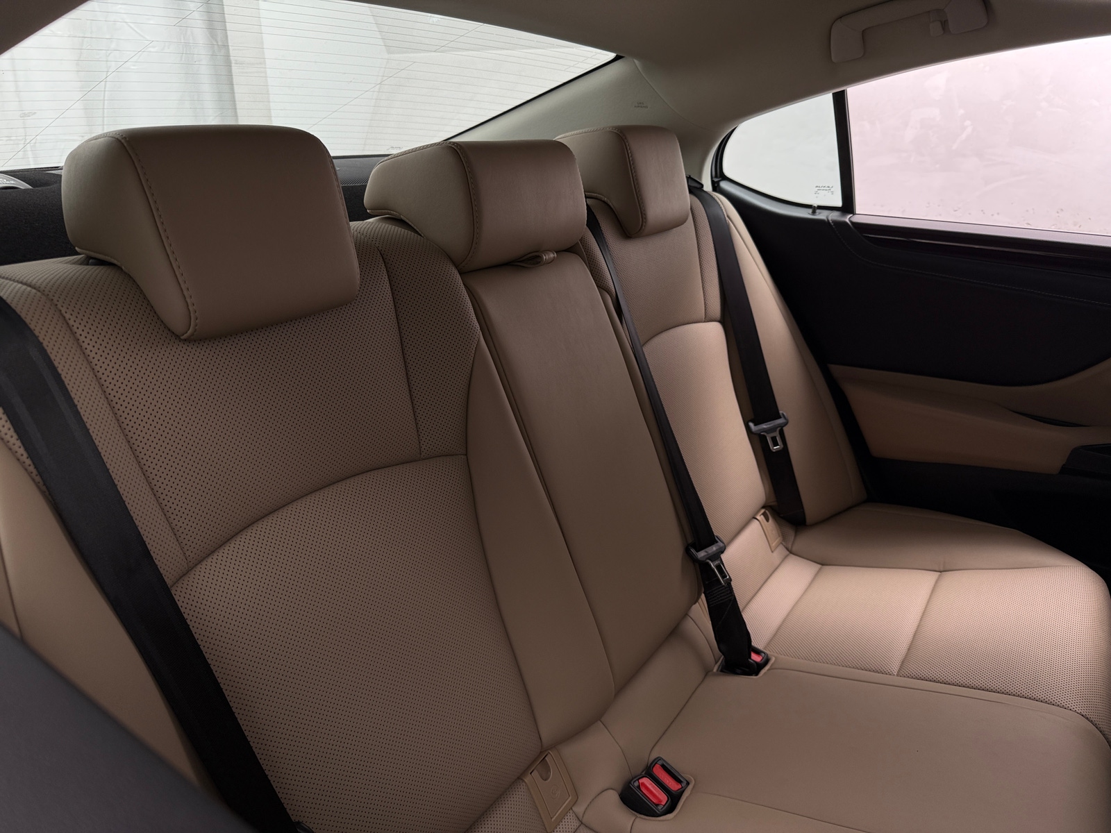 Thumbnail: 2019 Lexus ES - 6