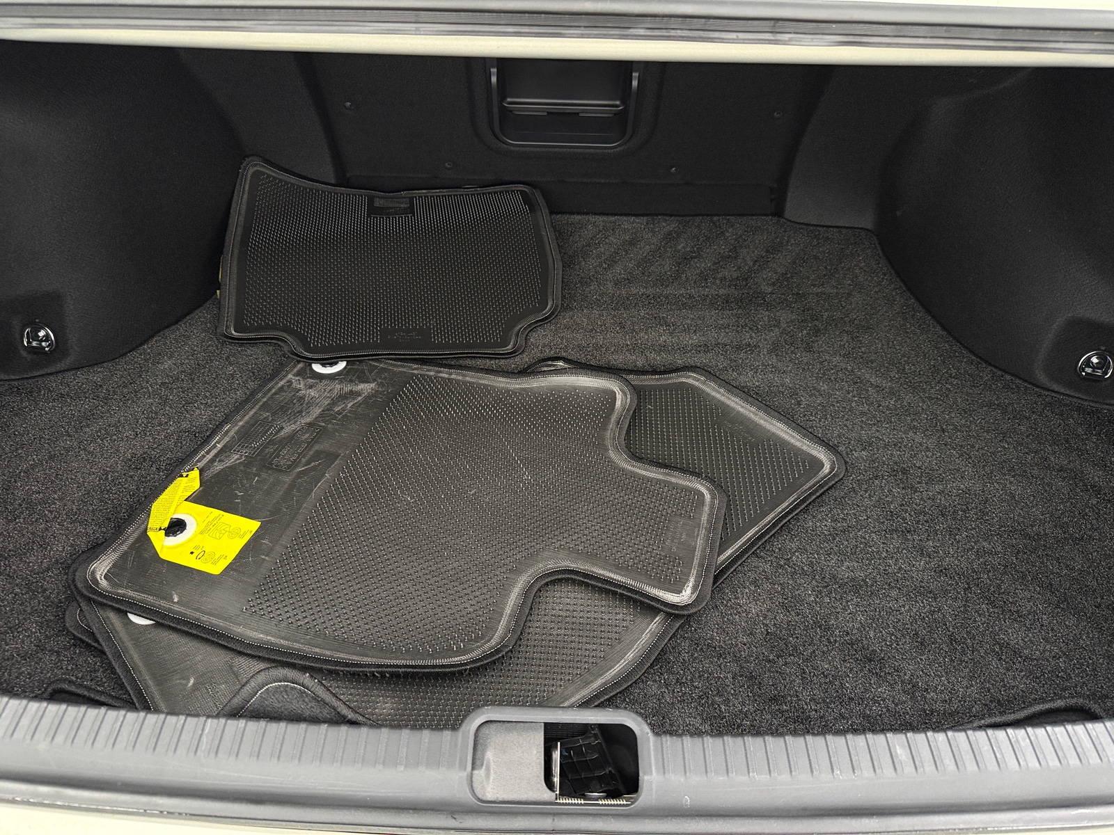 Thumbnail: 2019 Lexus ES - 7