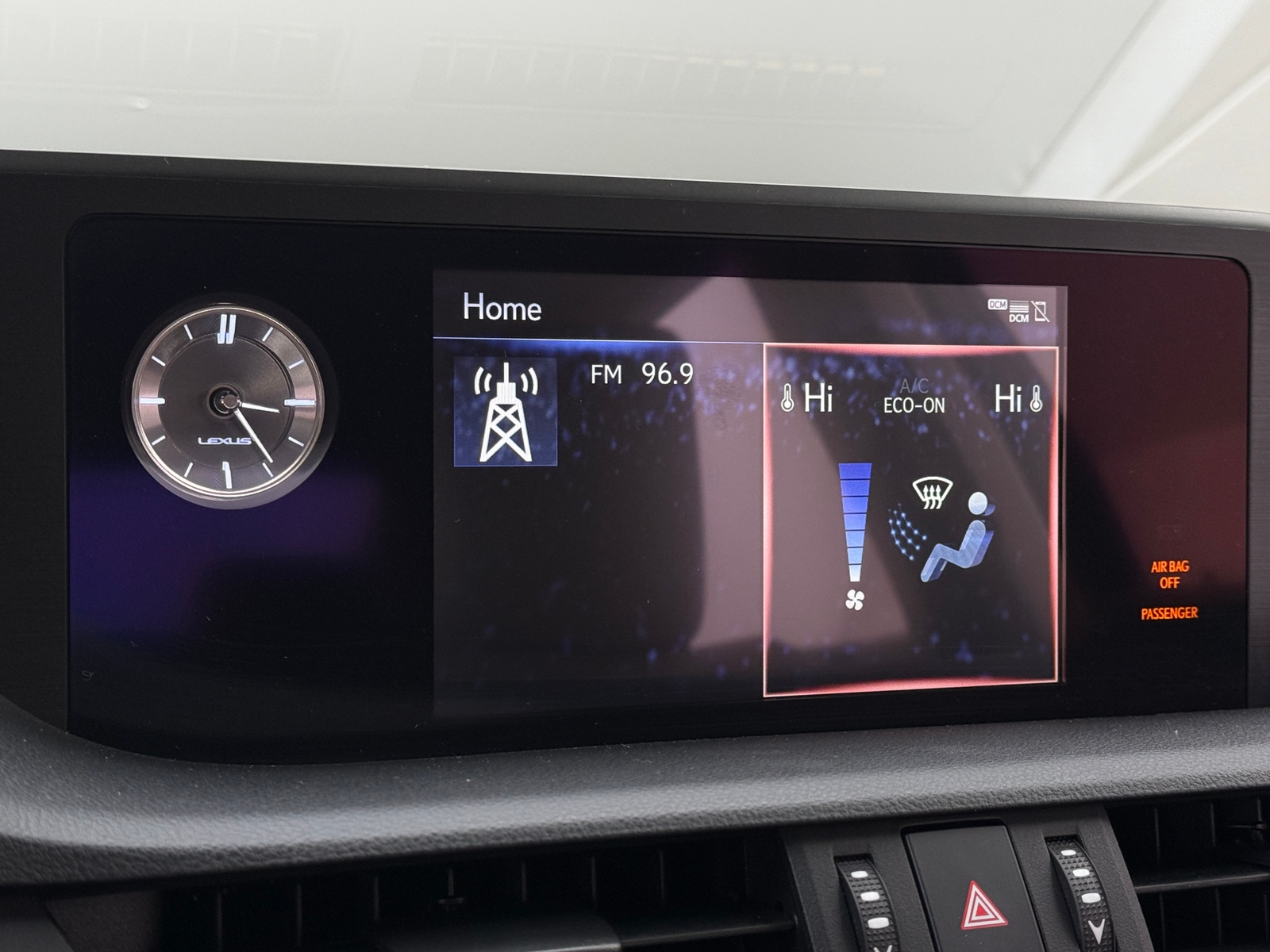 Thumbnail: 2019 Lexus ES - 4