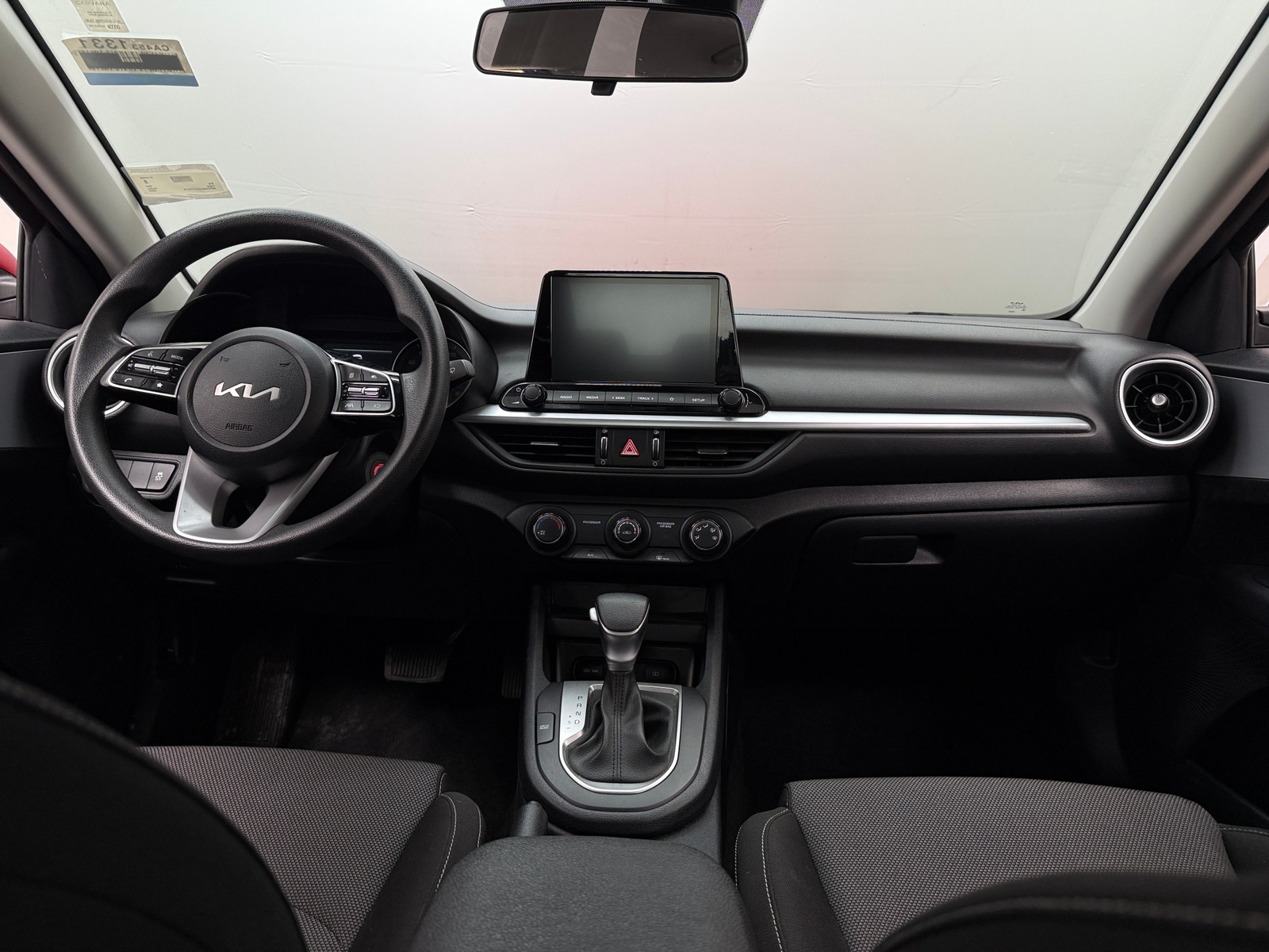 Thumbnail: 2024 Kia Forte - 3