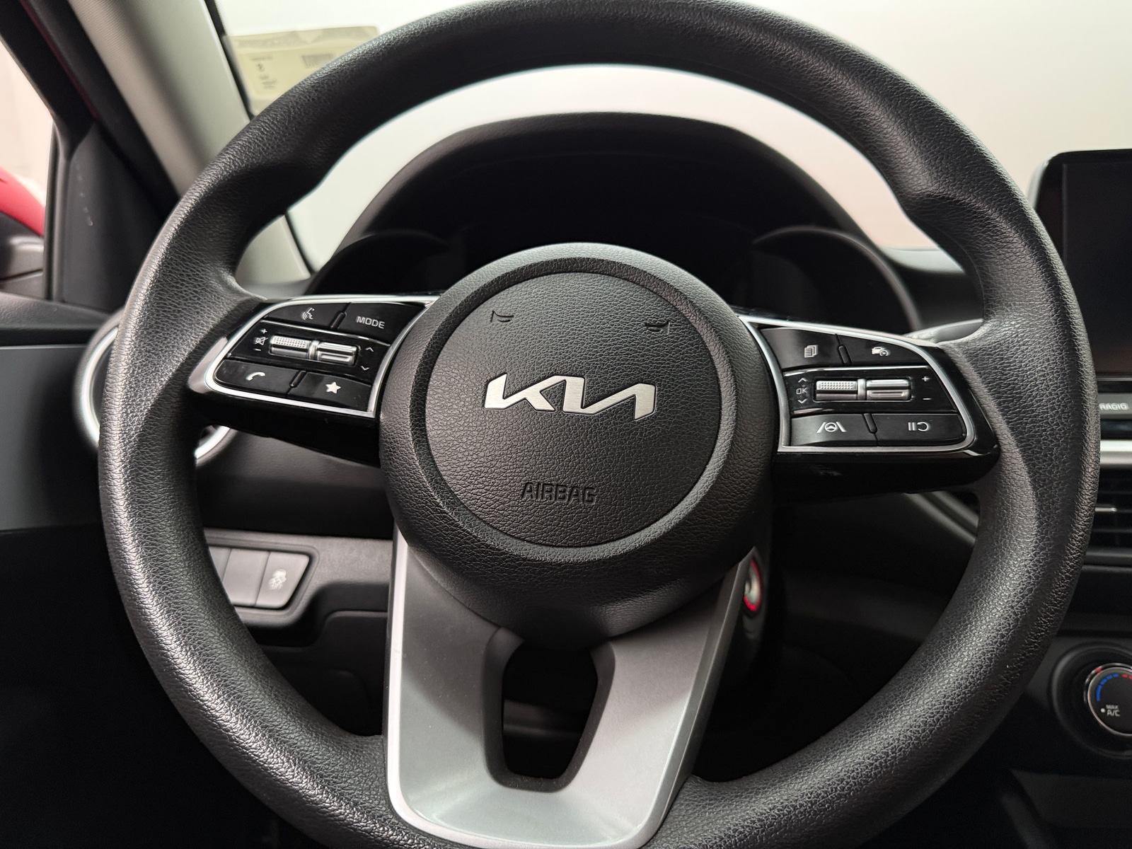 Thumbnail: 2024 Kia Forte - 5