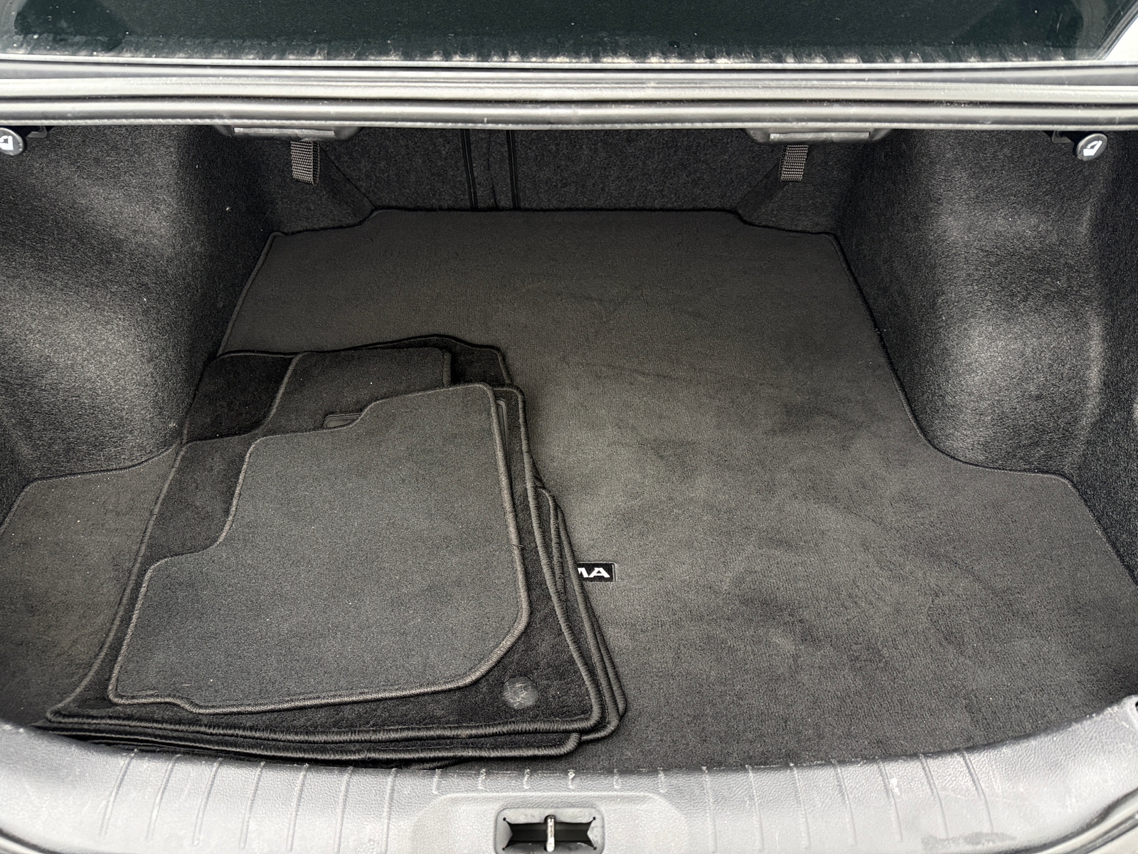 Thumbnail: 2020 Nissan Altima - 7