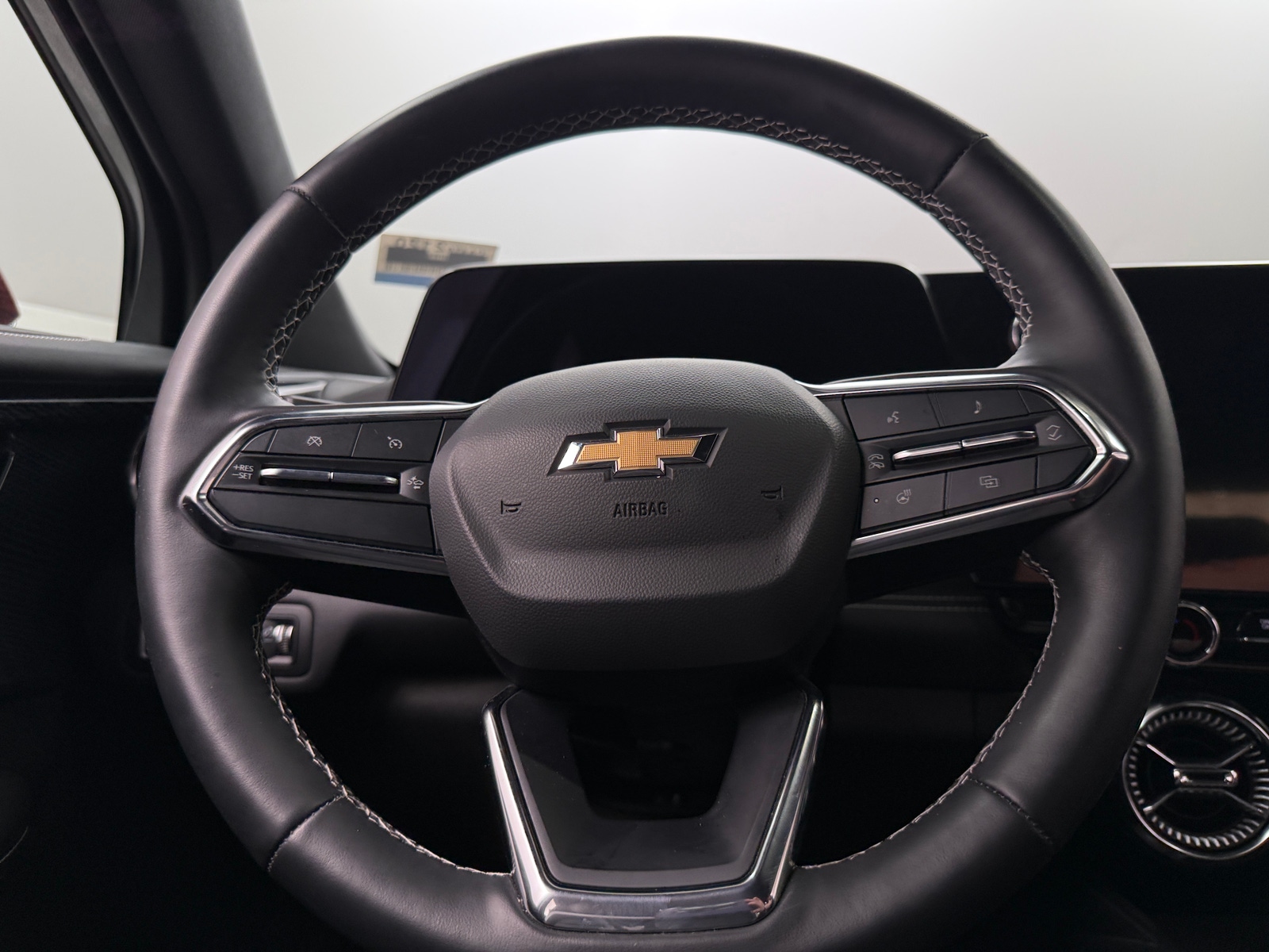 Thumbnail: 2024 Chevrolet Blazer EV - 4