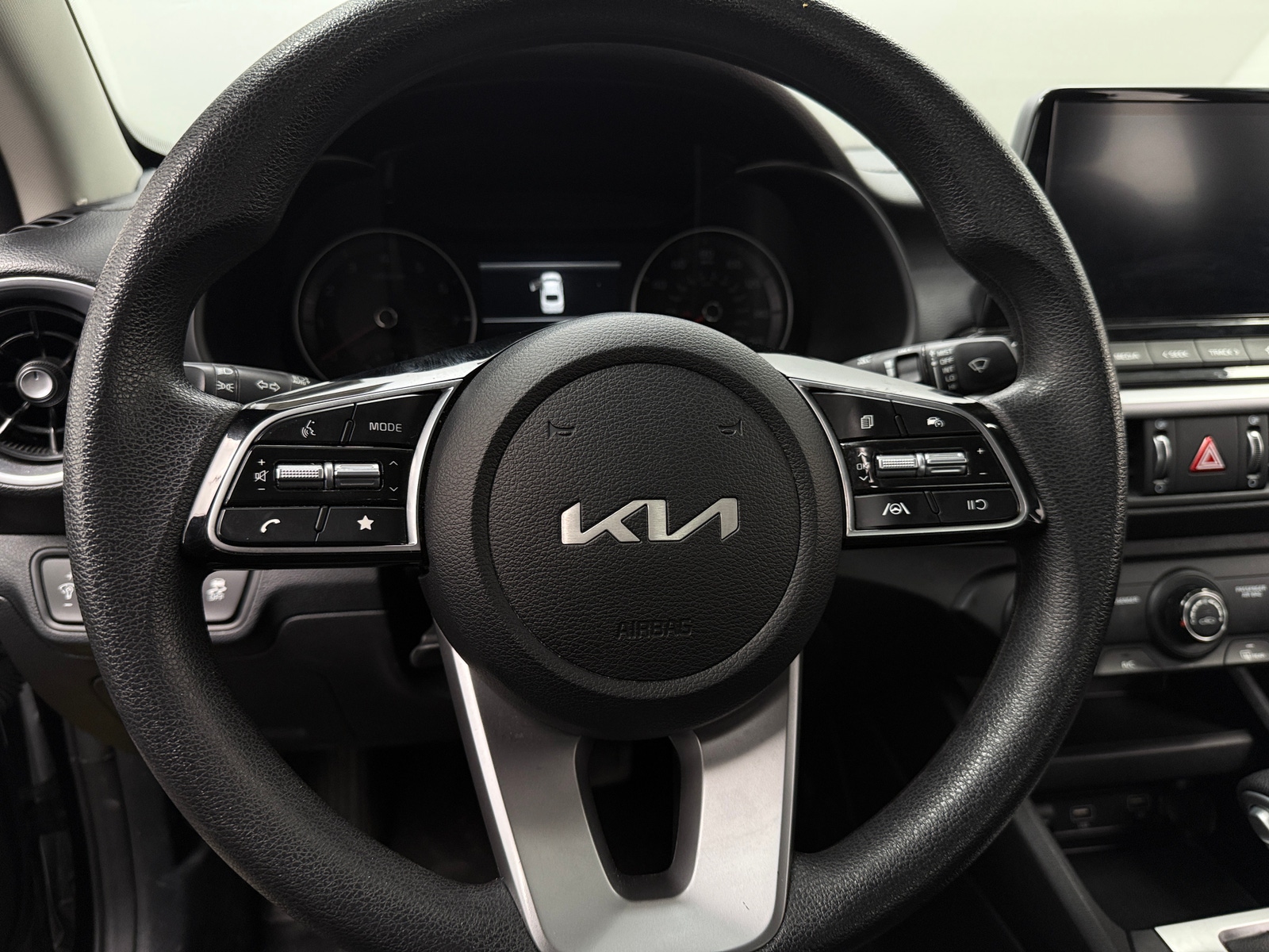 Thumbnail: 2024 Kia Forte - 5