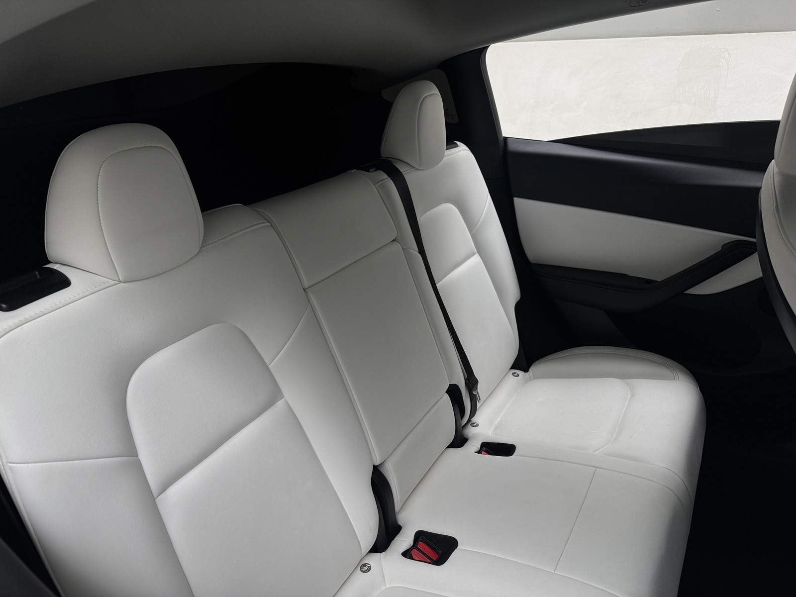 Thumbnail: 2022 Tesla Model Y - 5