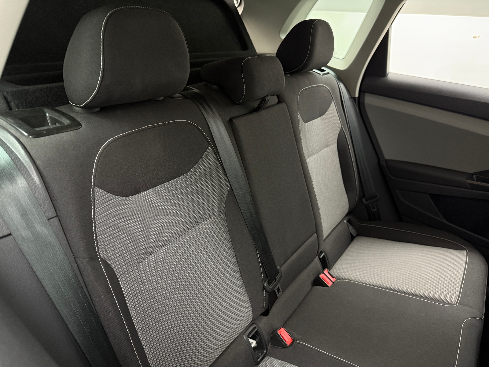 Thumbnail: 2023 Volkswagen Taos - 6