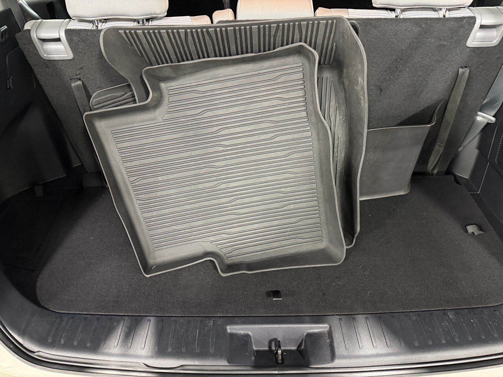 Thumbnail: 2020 Toyota Highlander - 7