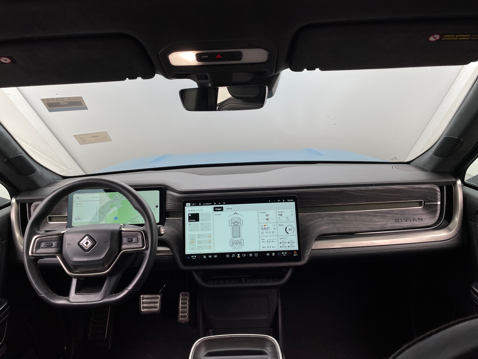 Thumbnail: 2023 Rivian R1T - 2