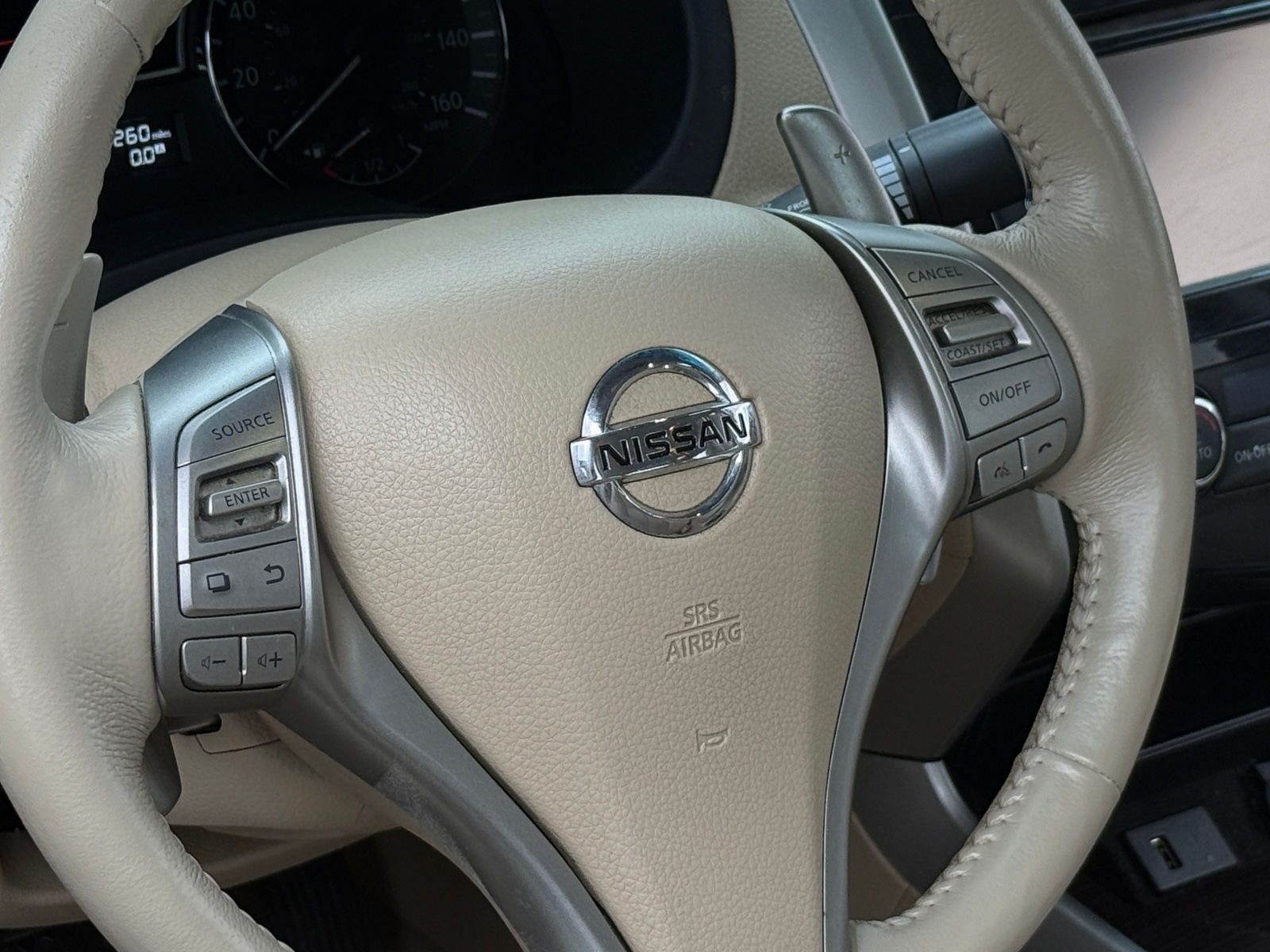 Thumbnail: 2013 Nissan Altima - 4