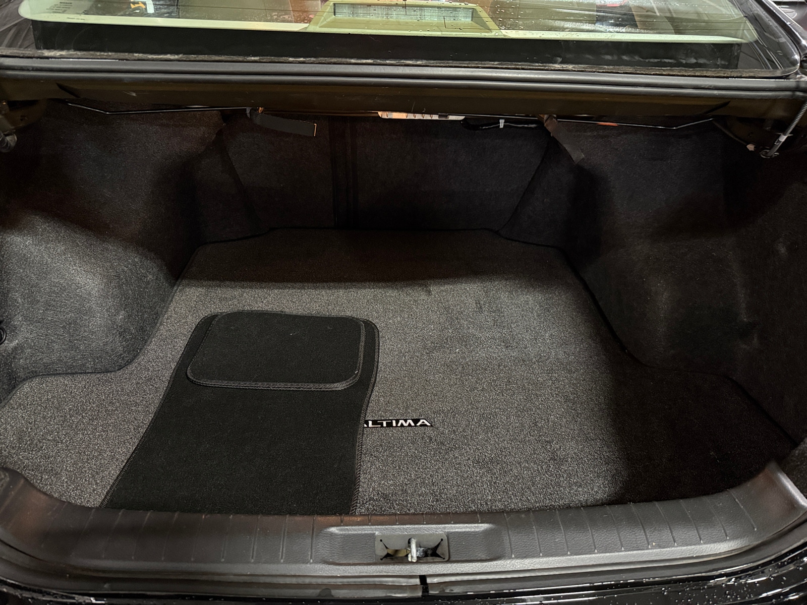 Thumbnail: 2013 Nissan Altima - 6