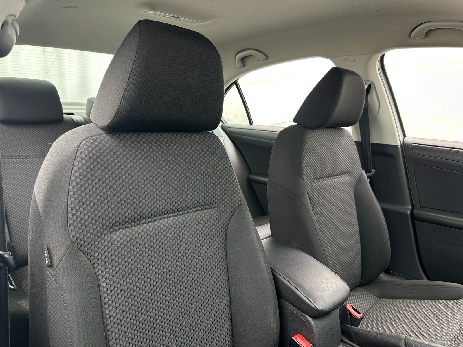 Thumbnail: 2014 Volkswagen Jetta - 2