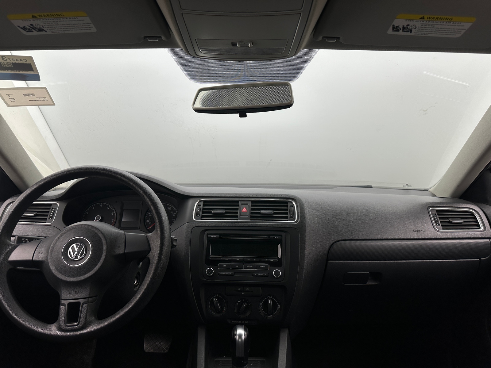 Thumbnail: 2014 Volkswagen Jetta - 3