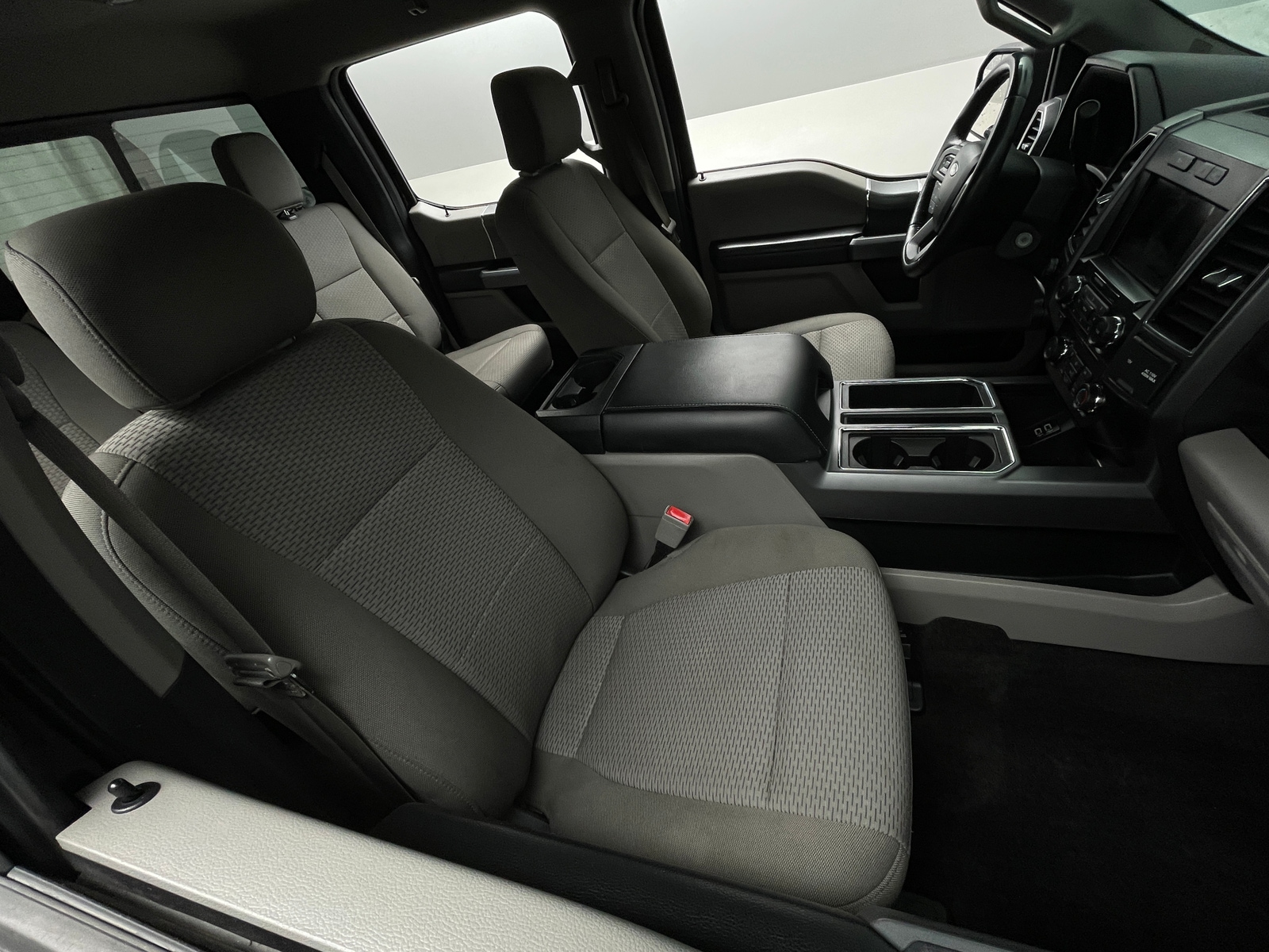 Thumbnail: 2018 Ford Econoline - 2