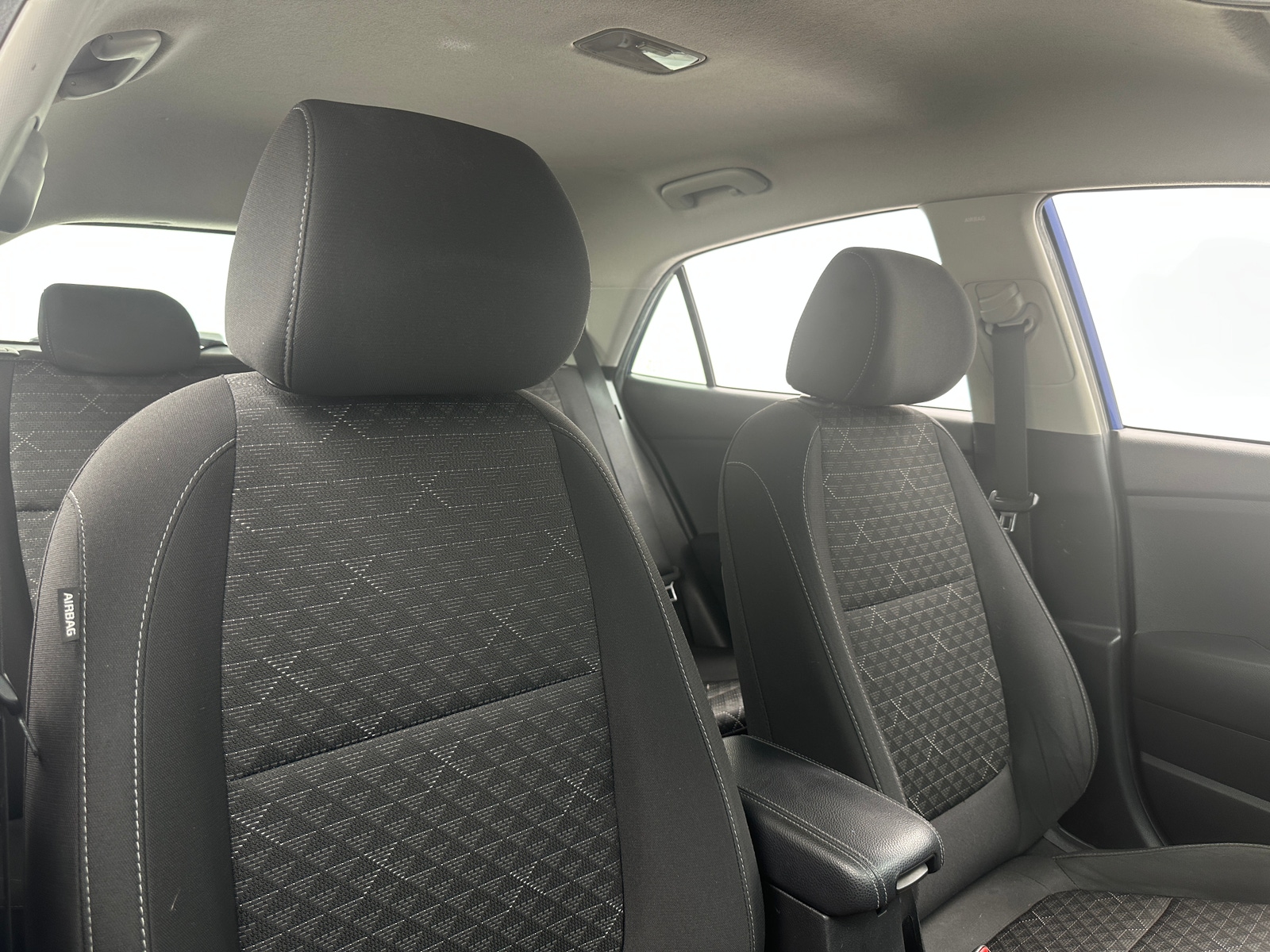 Thumbnail: 2018 Kia Rio - 2