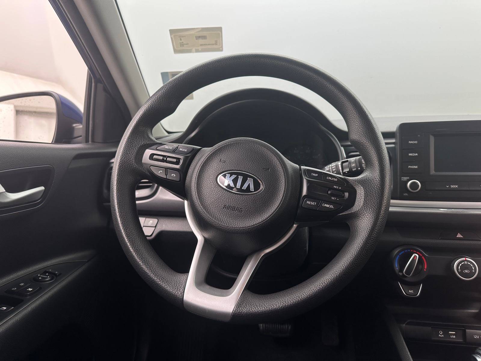 Thumbnail: 2018 Kia Rio - 5