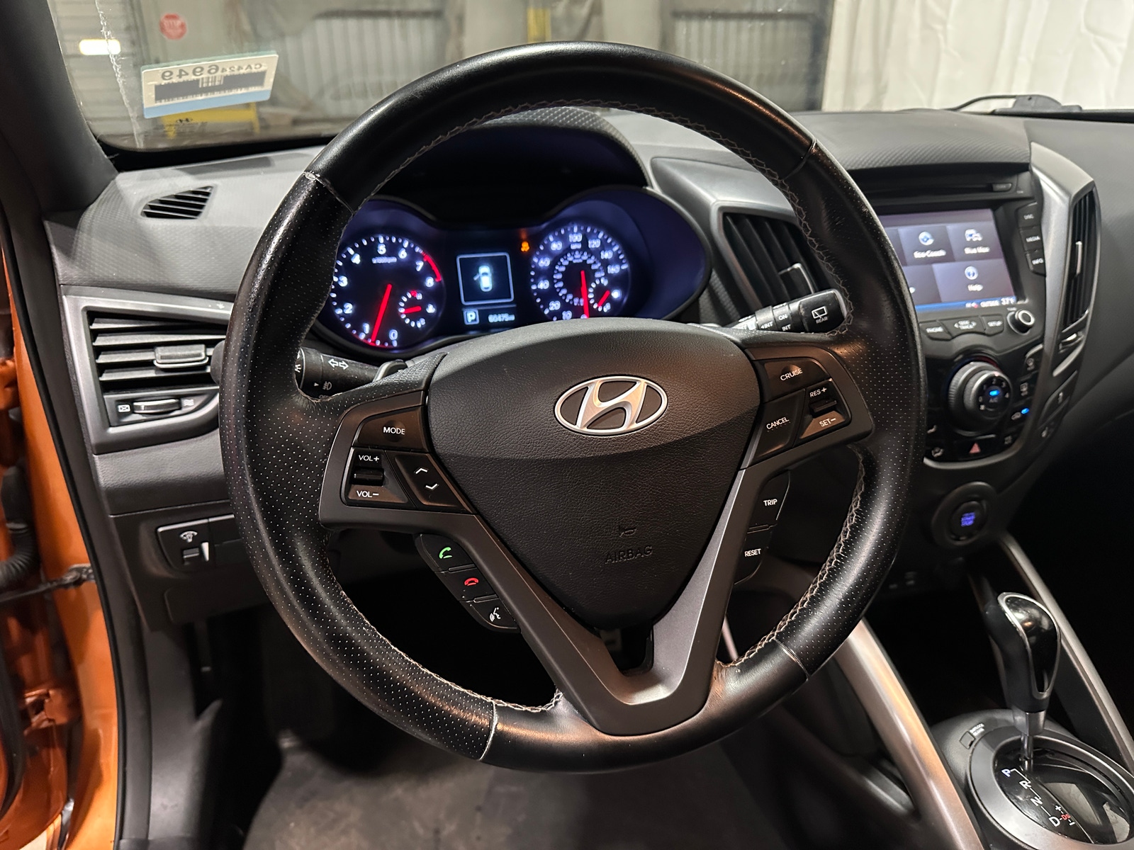 Thumbnail: 2016 Hyundai Veloster - 3