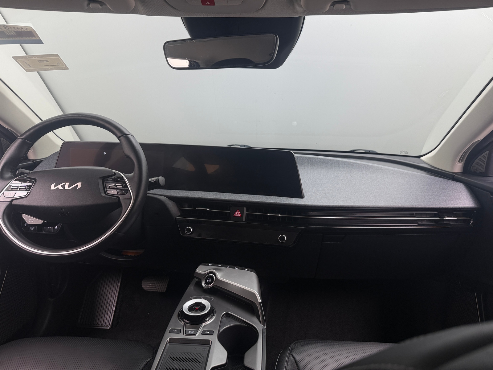 Thumbnail: 2024 Kia EV6 - 3