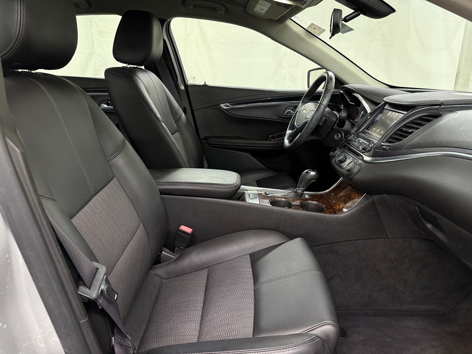 Thumbnail: 2015 Chevrolet Impala - 2