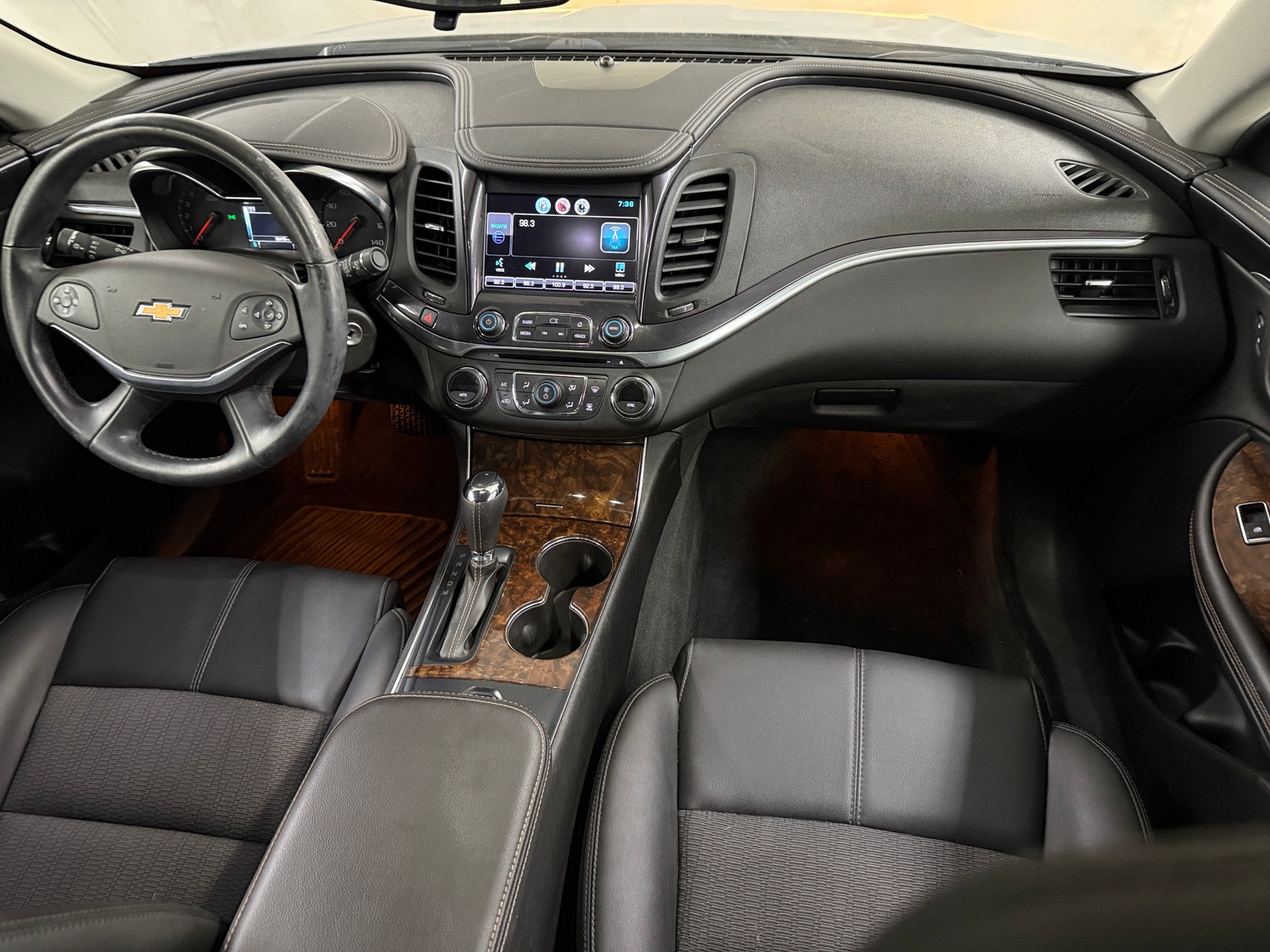 Thumbnail: 2015 Chevrolet Impala - 3