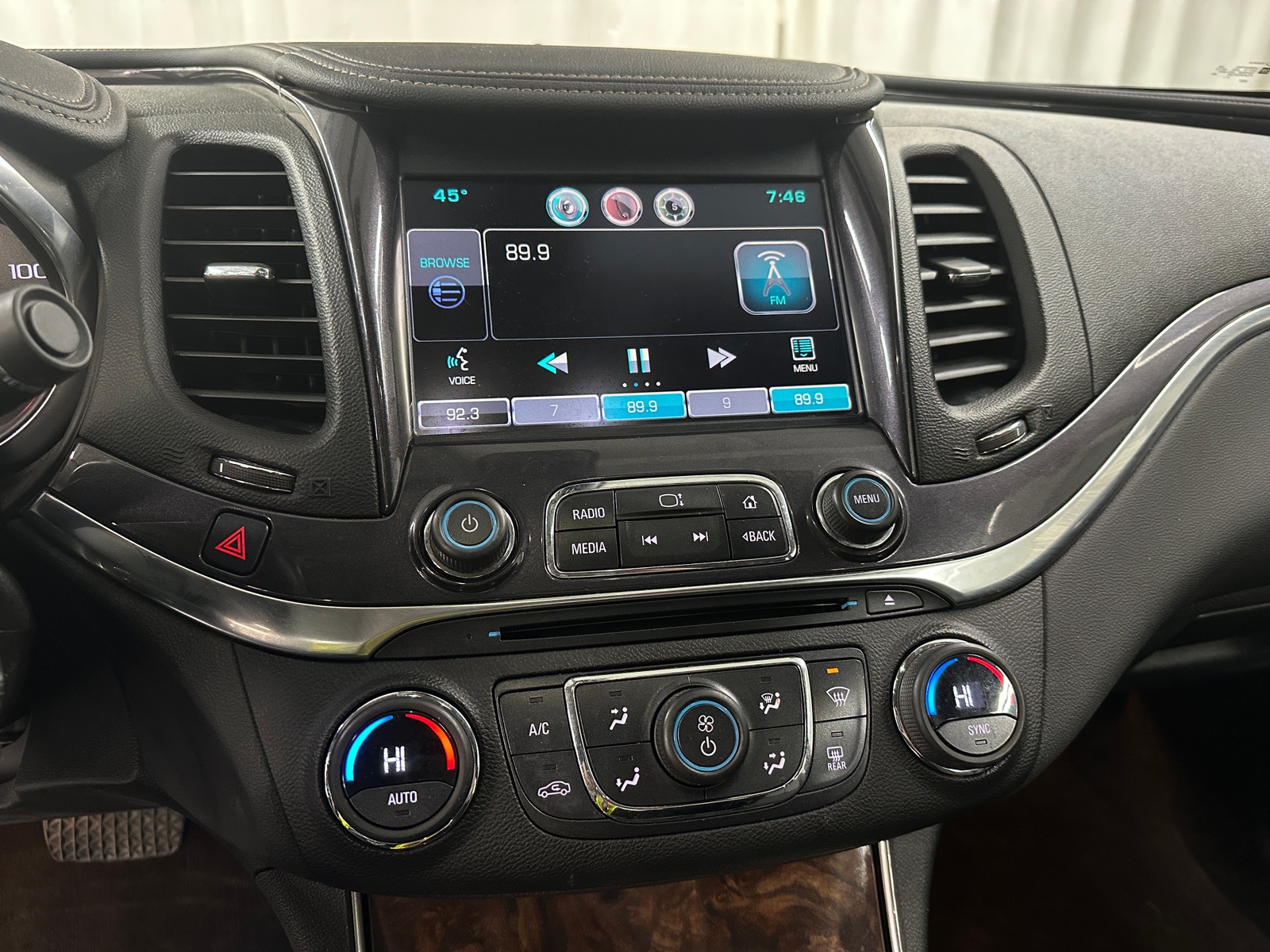 Thumbnail: 2015 Chevrolet Impala - 4