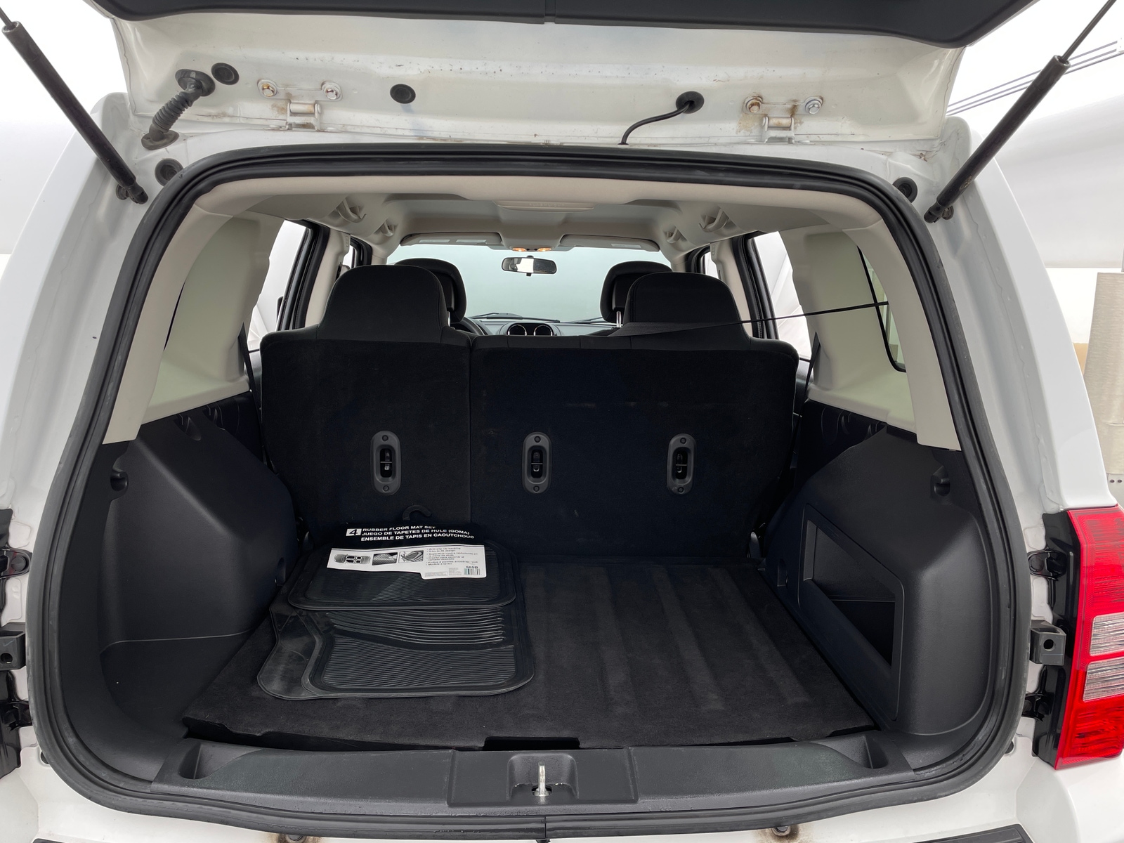 Thumbnail: 2014 Jeep Patriot - 7