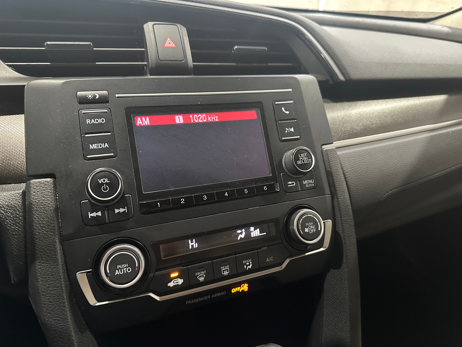 Thumbnail: 2019 Honda Civic - 4