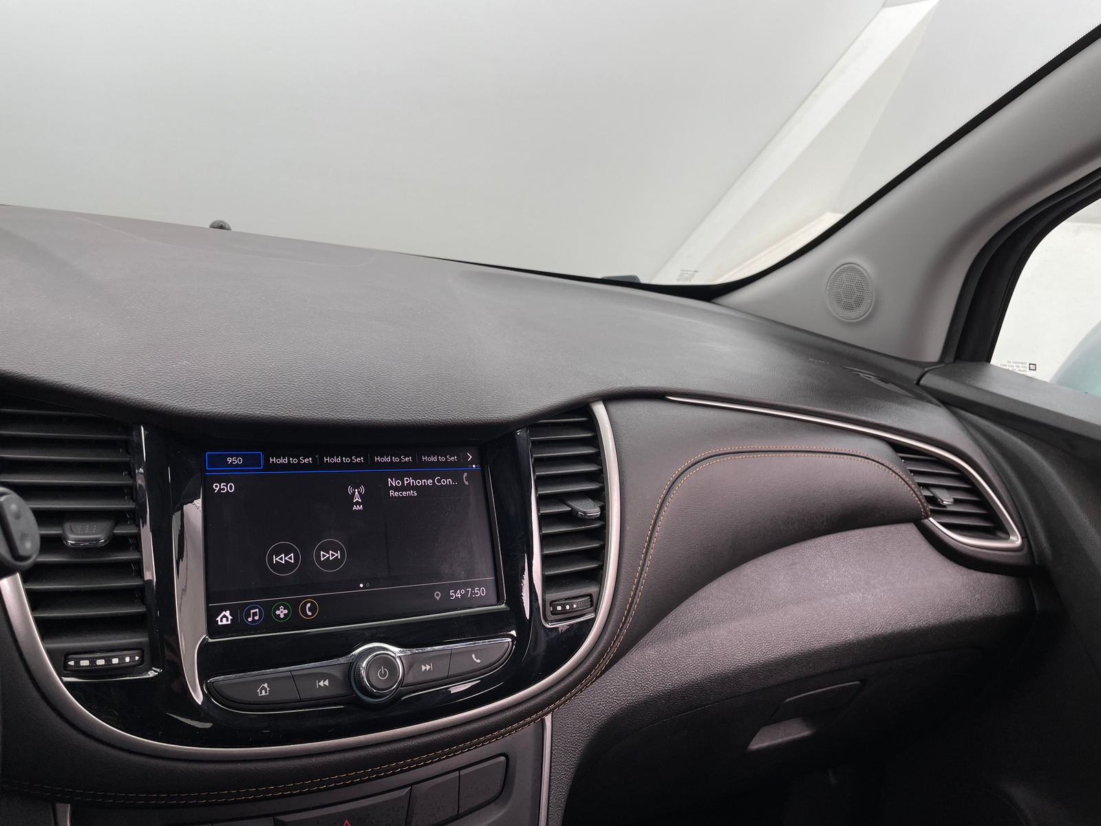 Thumbnail: 2020 Chevrolet Trax - 4