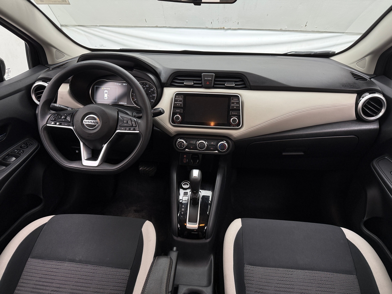 Thumbnail: 2020 Nissan Versa - 3