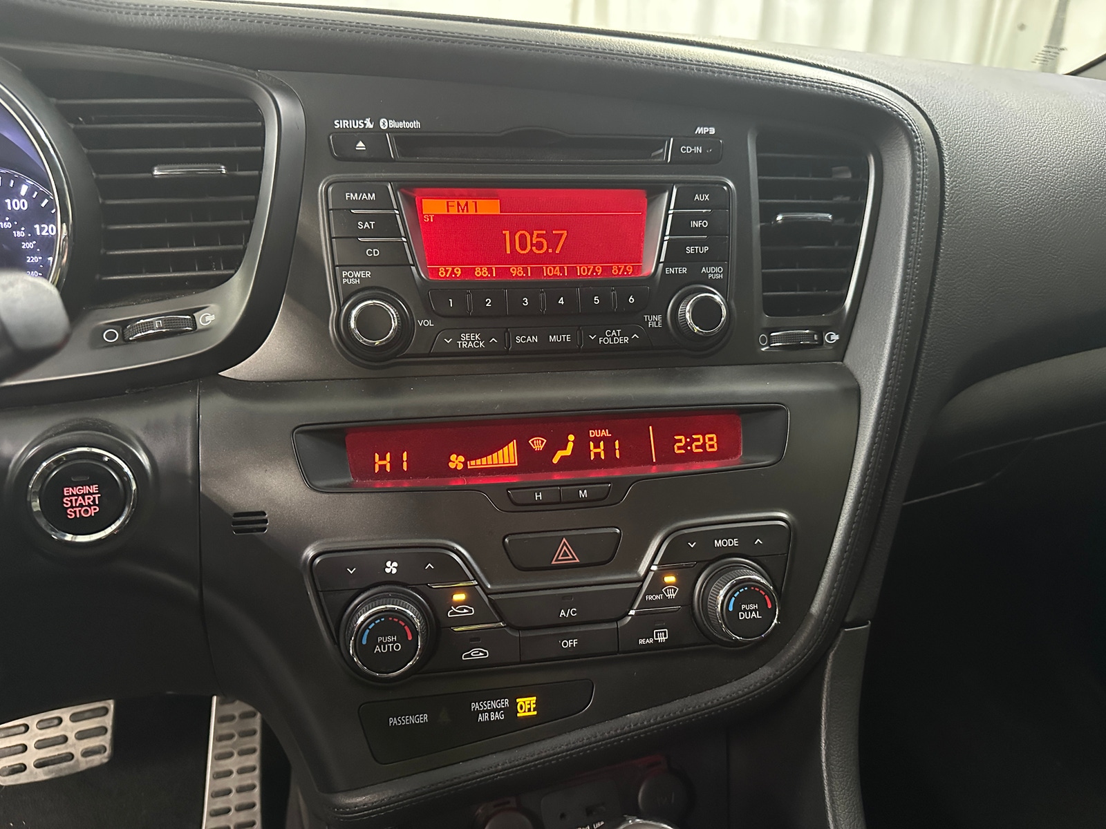 Thumbnail: 2012 Kia Optima - 3